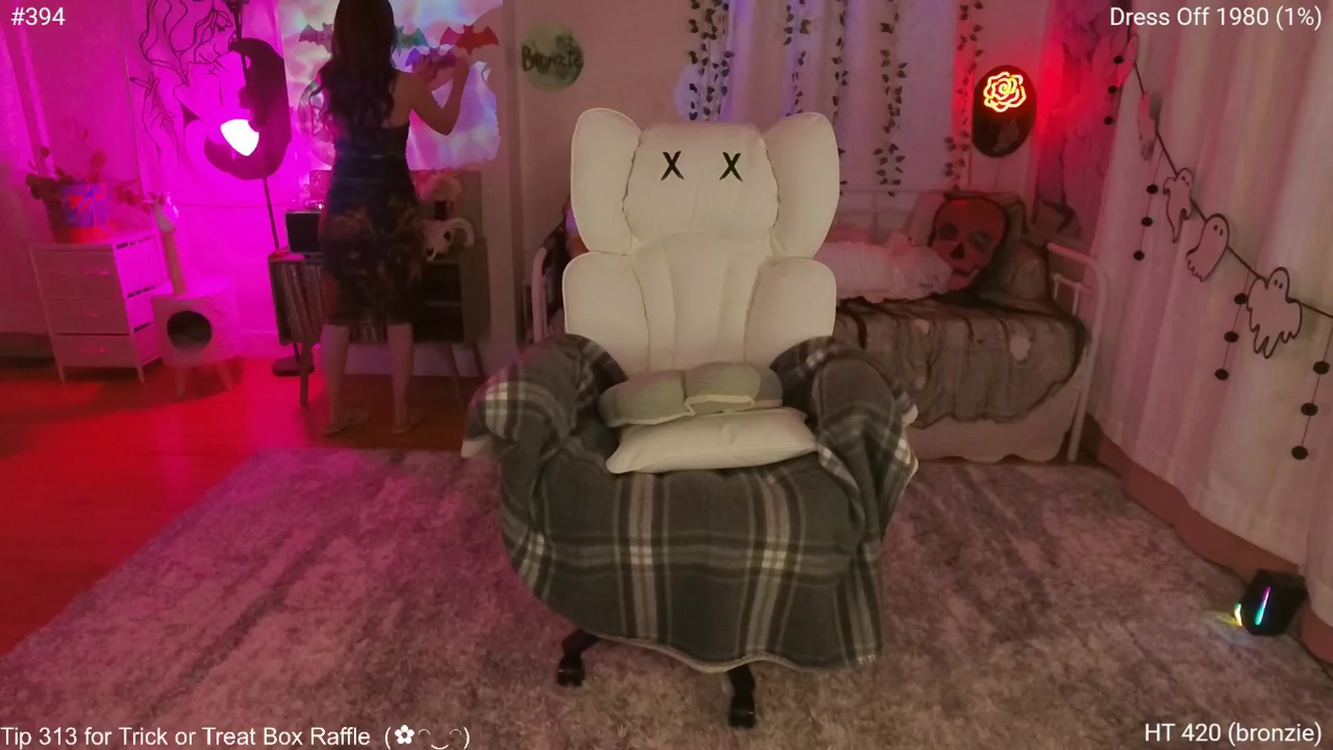 Gallery image thumbnail from Charliexjade's myfreecams stream on, 10/10/2025, 04:42 image 7 of 20