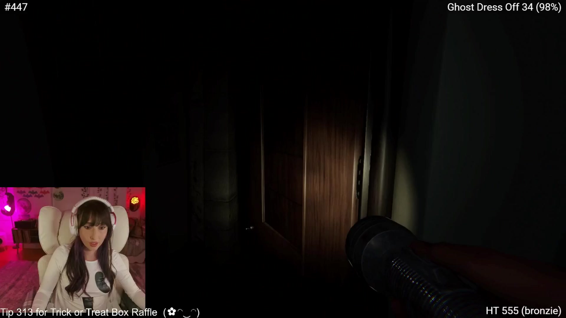 Gallery image thumbnail from Charliexjade's myfreecams stream on, 10/14/2025, 07:20 image 7 of 20