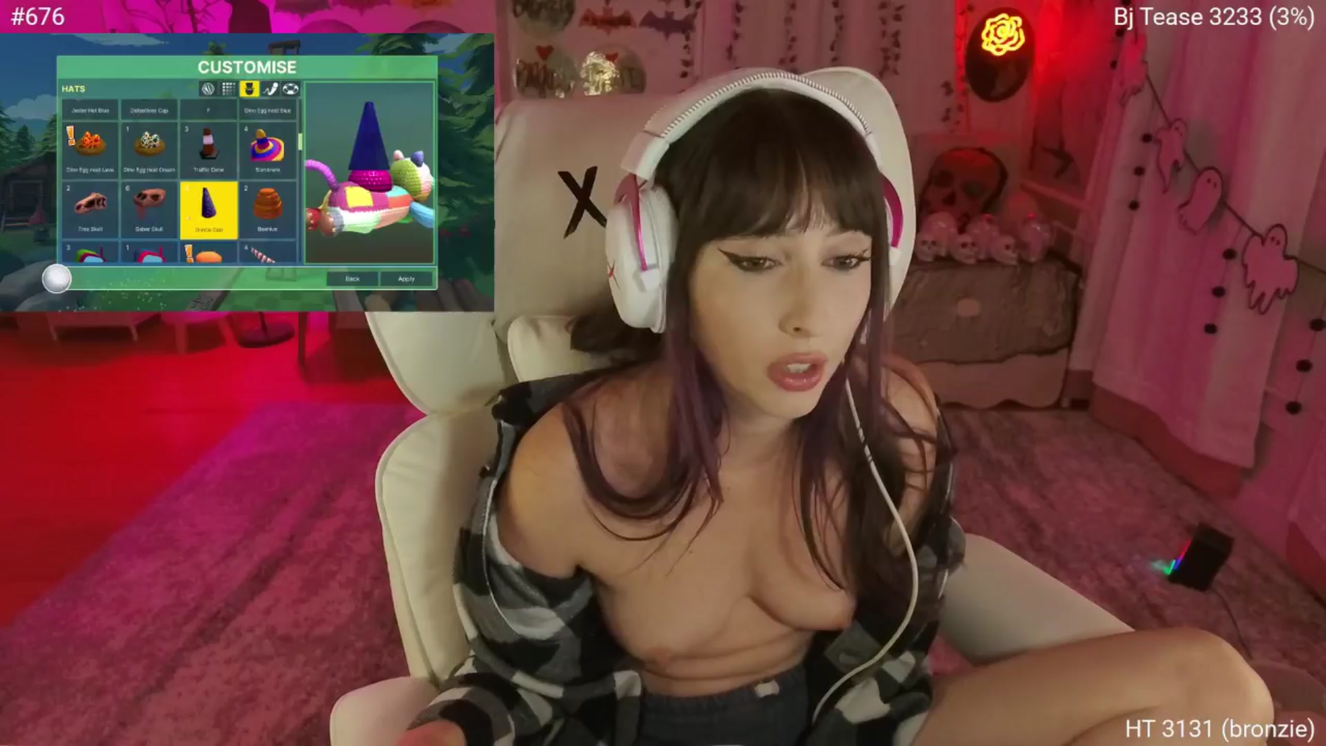 Gallery image thumbnail from Charliexjade's myfreecams stream on, 11/10/2025, 07:11 image 11 of 20