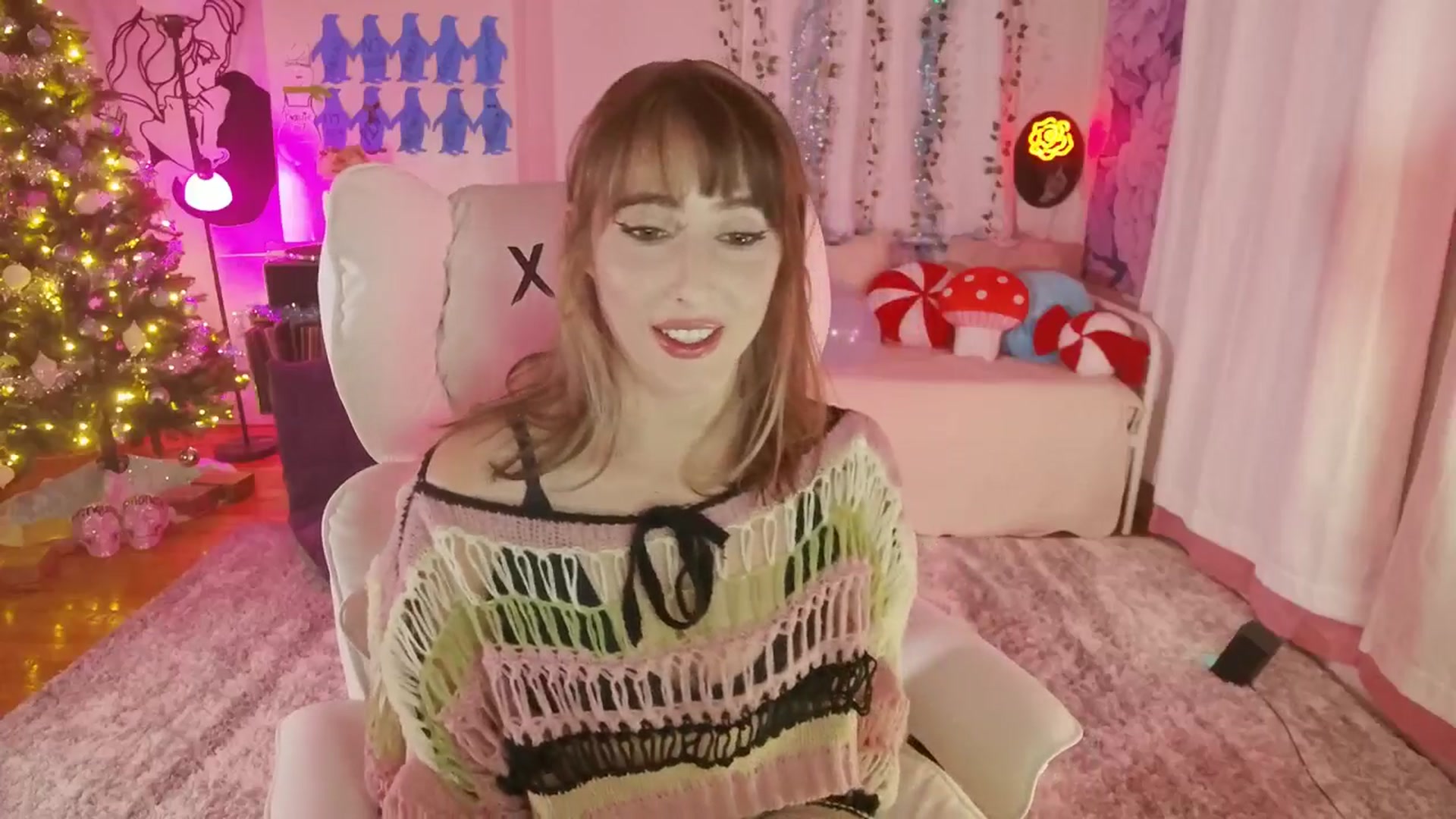 Gallery image thumbnail from Charliexjade's myfreecams stream on, 01/03/2026, 06:25 image 2 of 20
