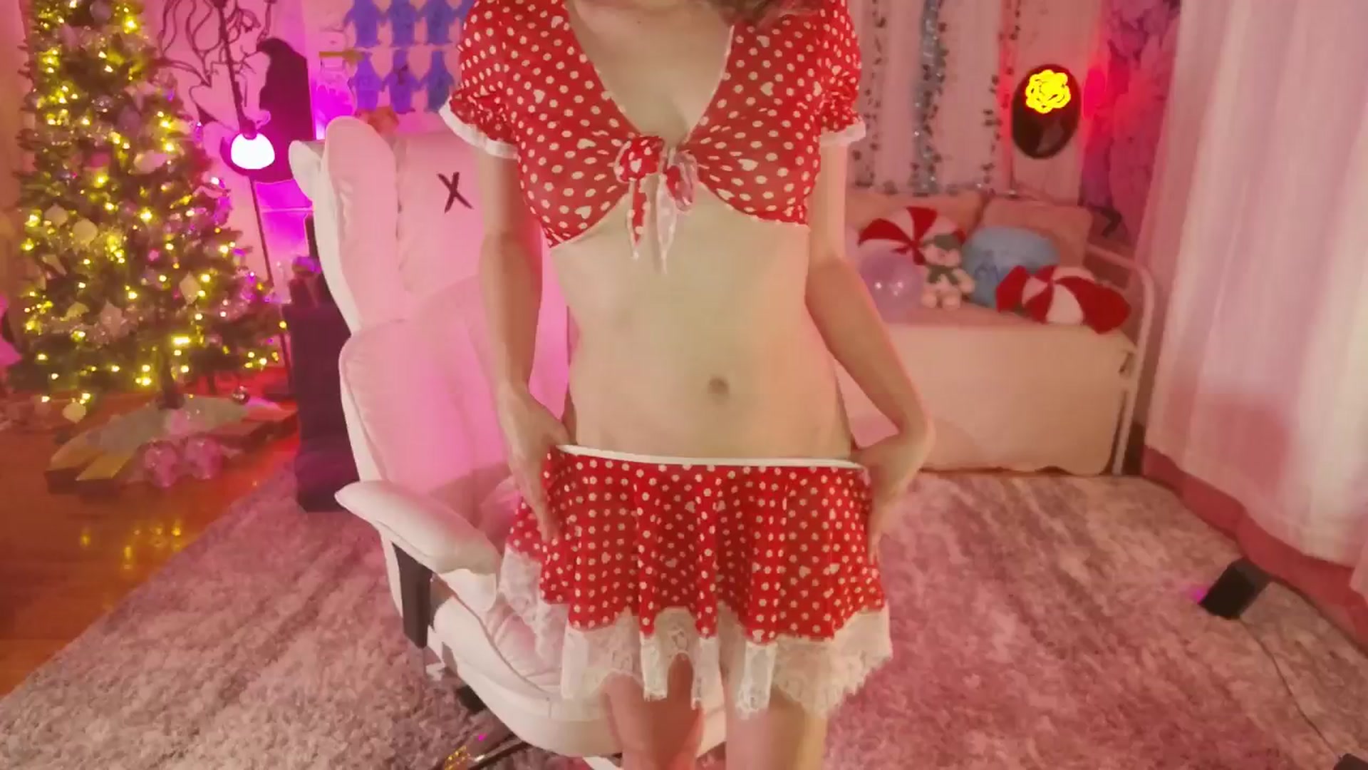 Gallery image thumbnail from Charliexjade's myfreecams stream on, 01/08/2026, 06:03 image 4 of 20
