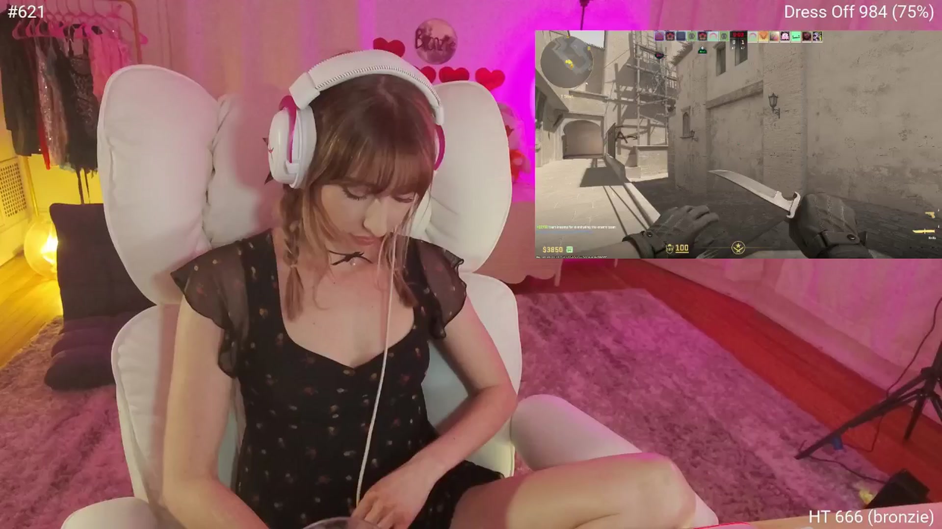 Gallery image thumbnail from Charliexjade's myfreecams stream on, 03/19/2026, 06:04 image 8 of 20
