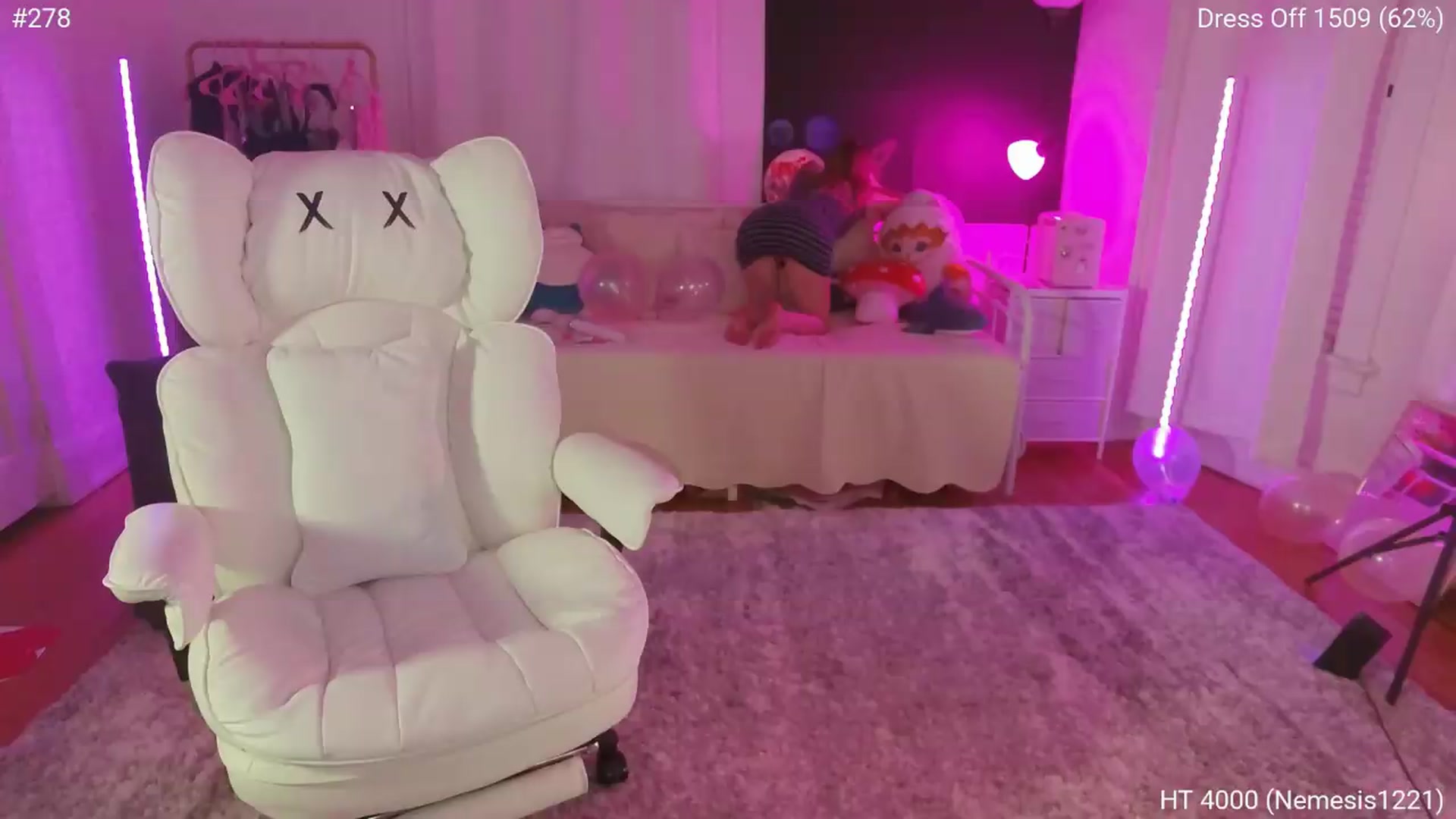 Gallery image thumbnail from Charliexjade's myfreecams stream on, 07/04/2026, 05:13 image 9 of 20