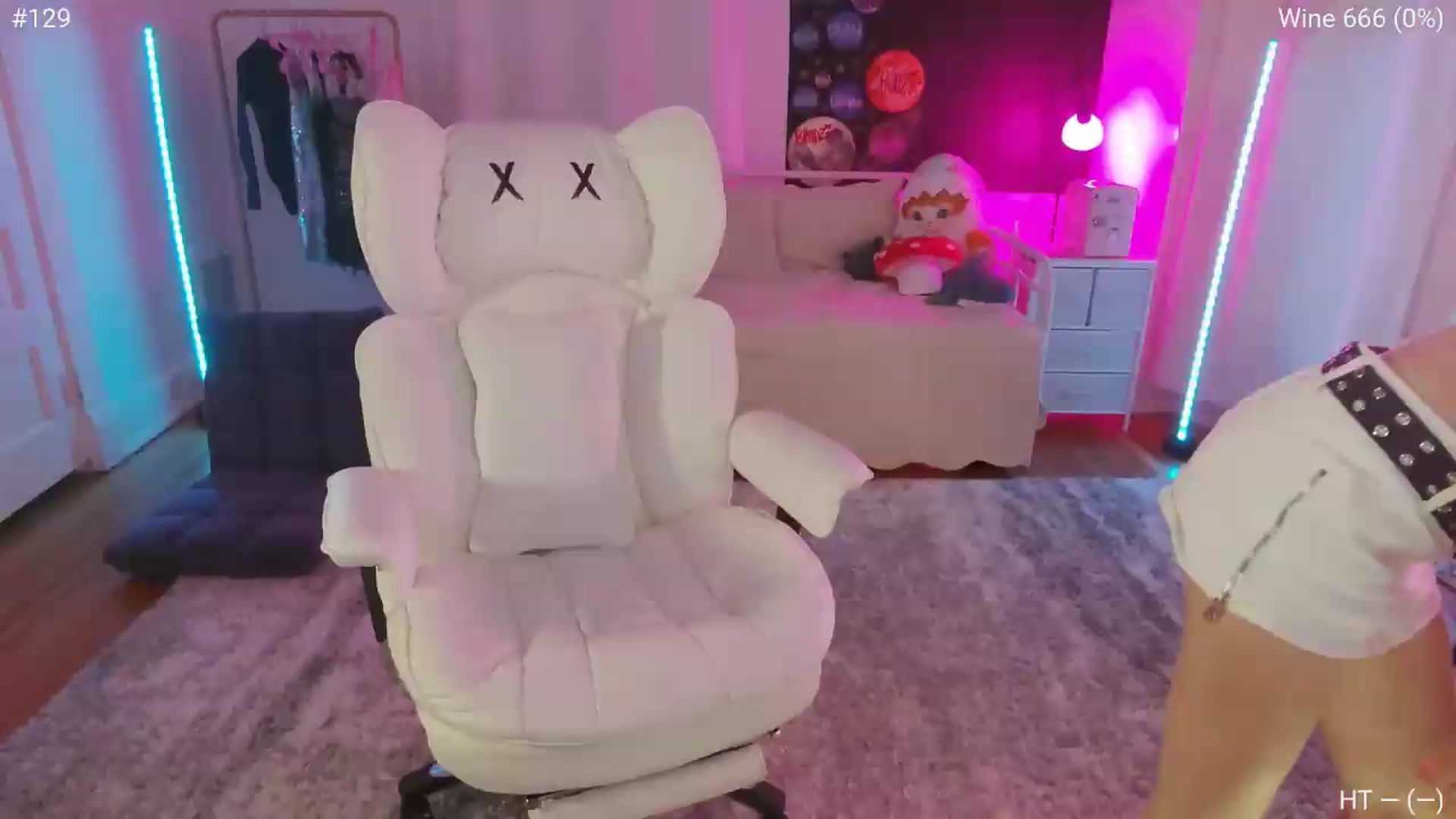 Gallery image thumbnail from Charliexjade's myfreecams stream on, 07/16/2026, 04:17 image 2 of 20