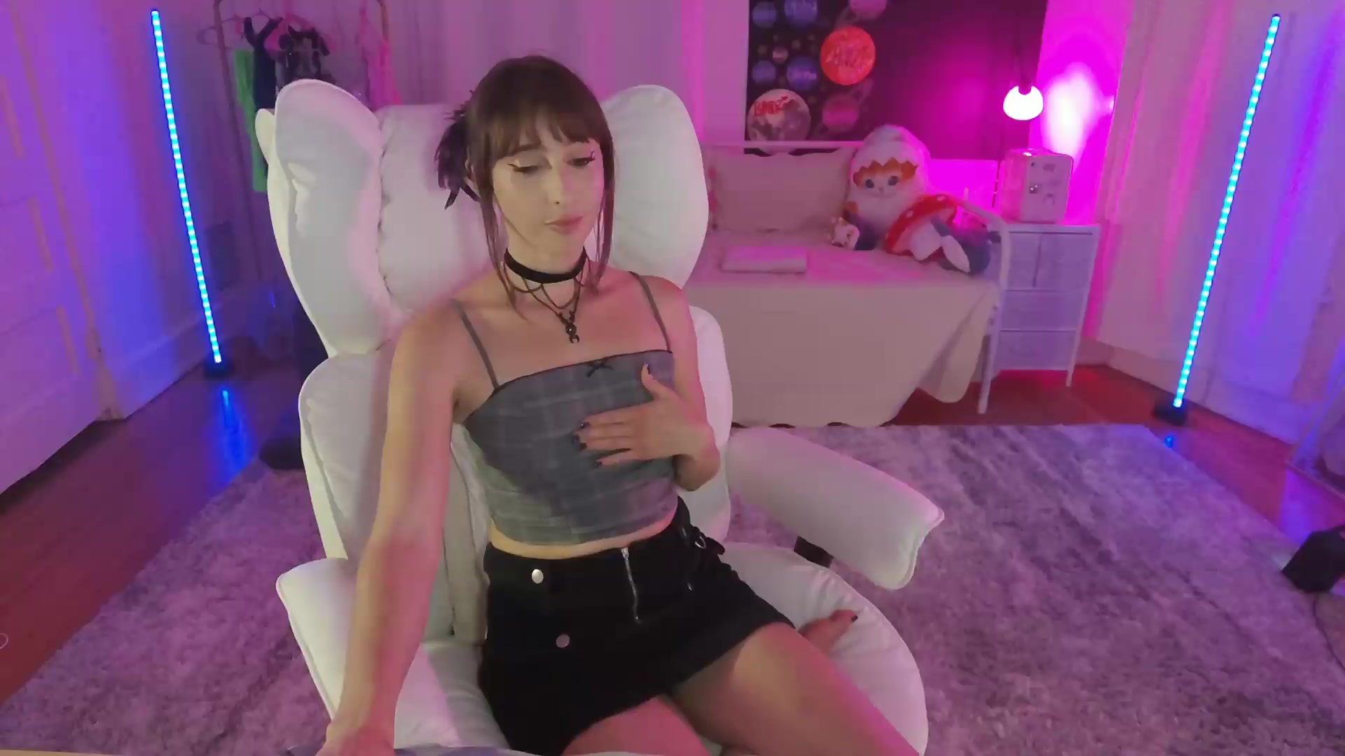 Gallery image thumbnail from Charliexjade's myfreecams stream on, 08/24/2026, 02:17 image 17 of 20