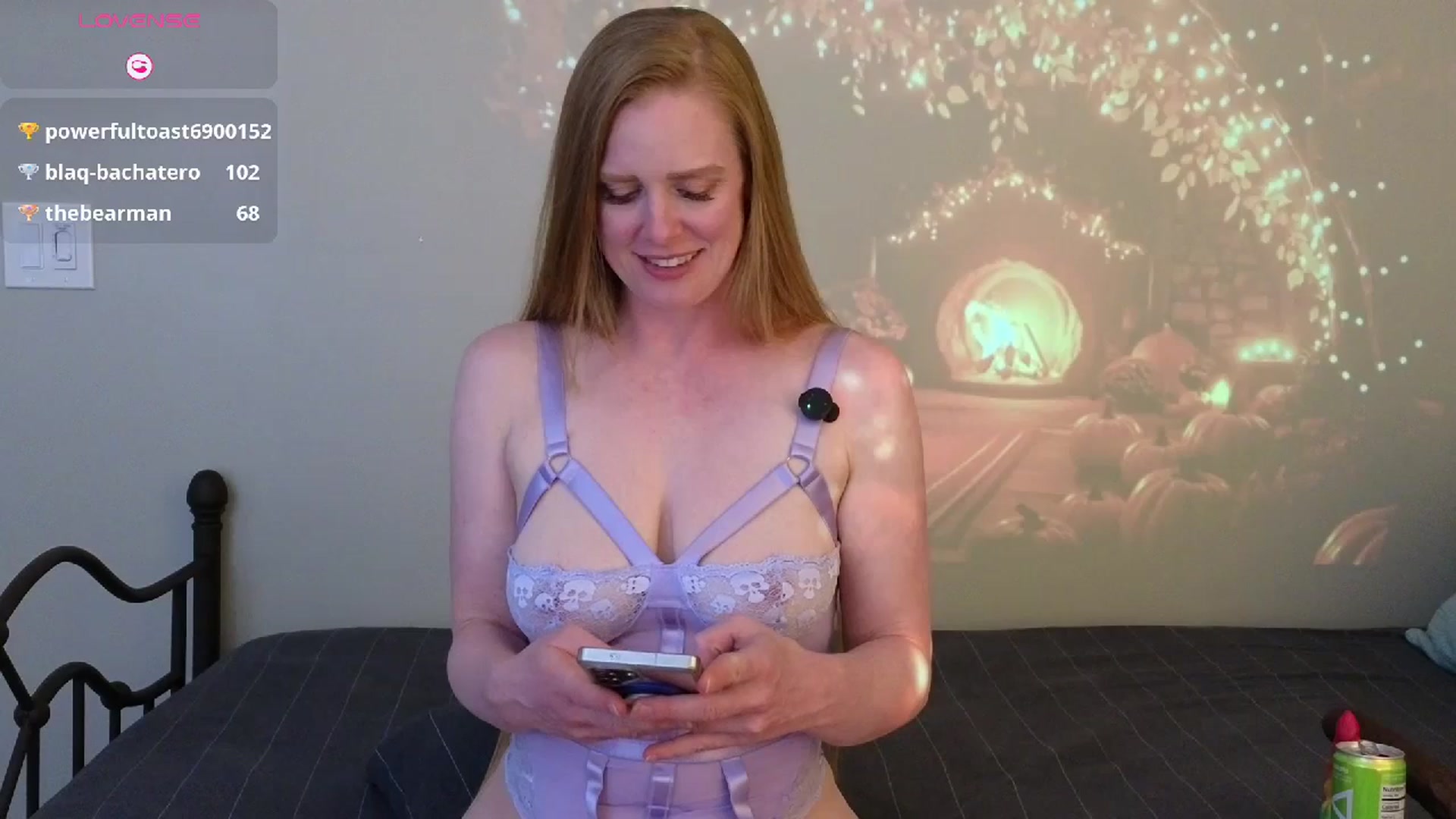 Gallery image thumbnail from CharlotteDoe's myfreecams stream on, 11/10/2025, 06:26 image 12 of 20