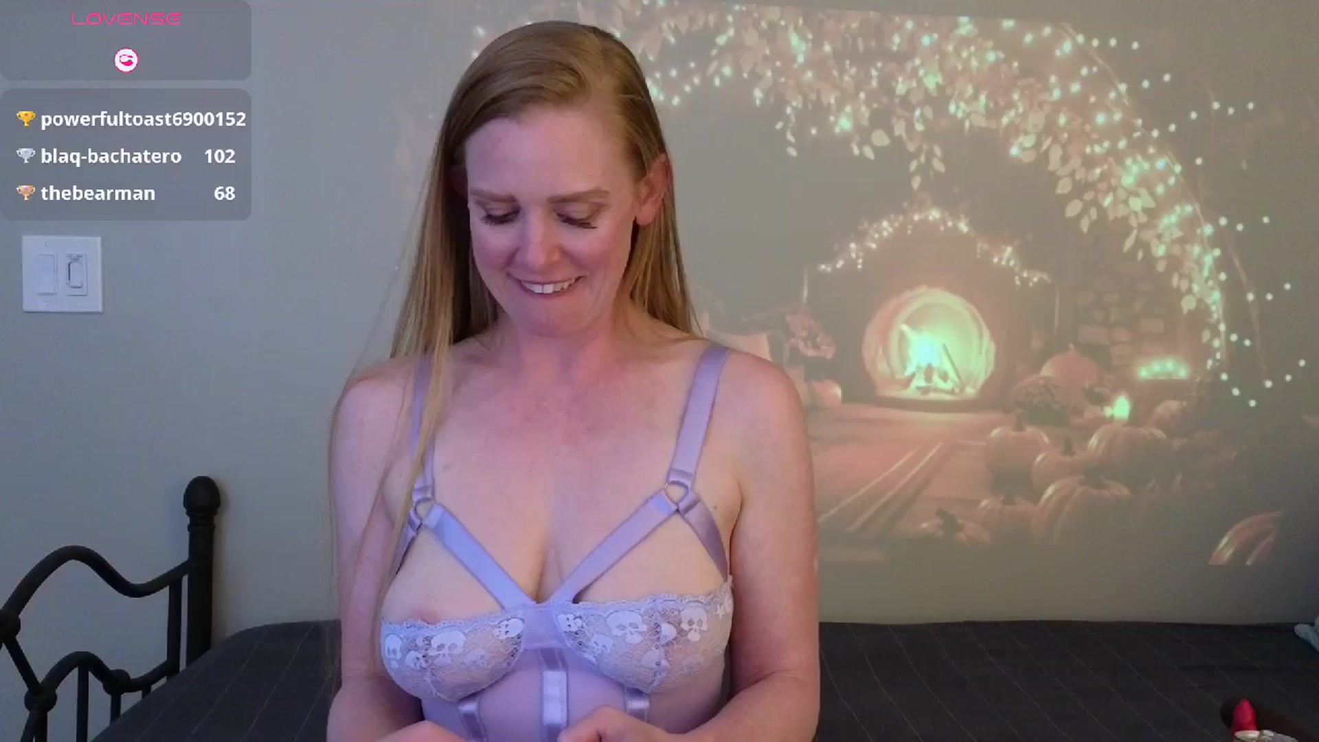 Gallery image thumbnail from CharlotteDoe's myfreecams stream on, 11/10/2025, 07:19 image 8 of 20