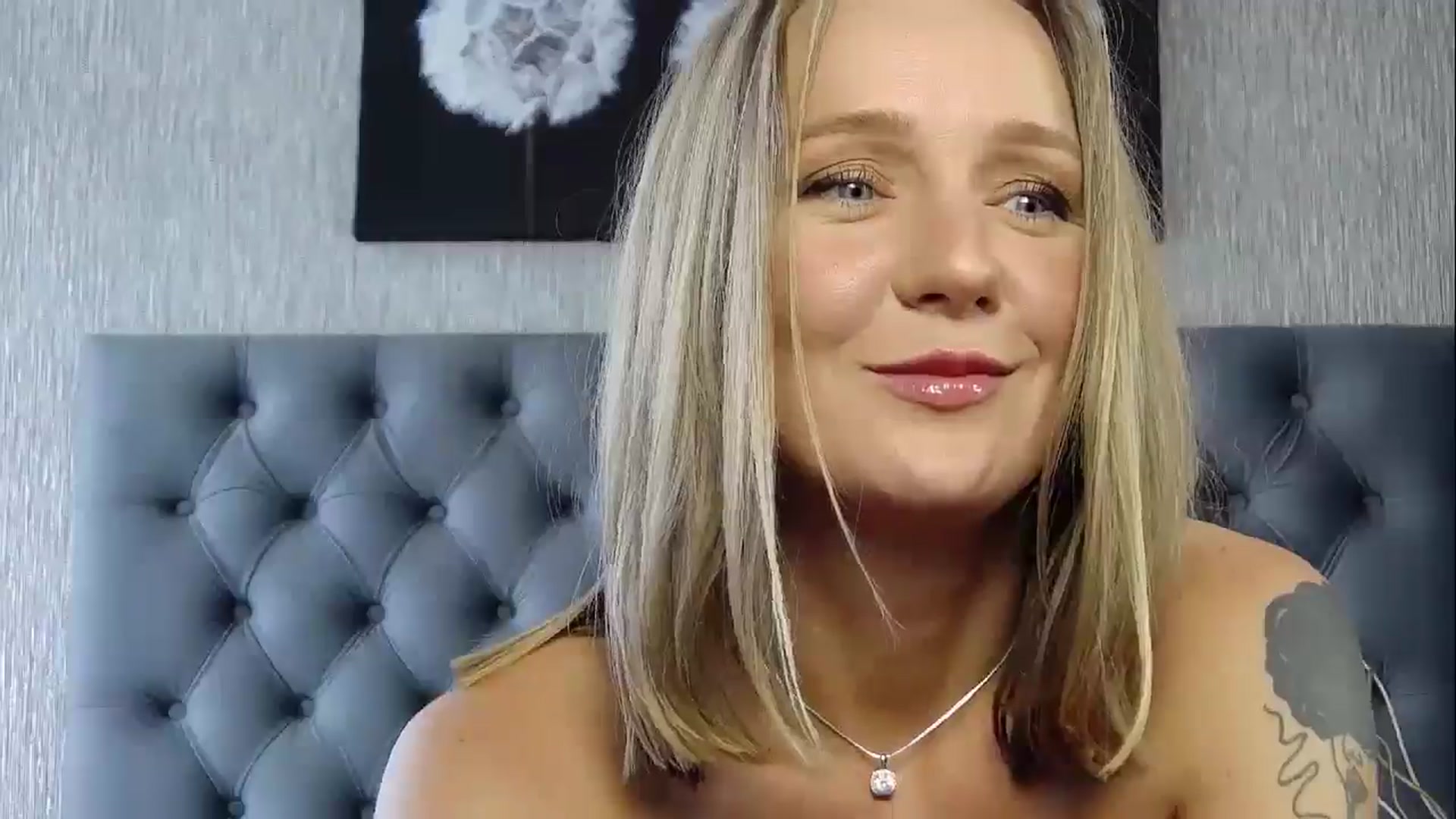 Gallery image thumbnail from Charlotte_Shy's myfreecams stream on, 06/14/2024, 11:43 image 12 of 20