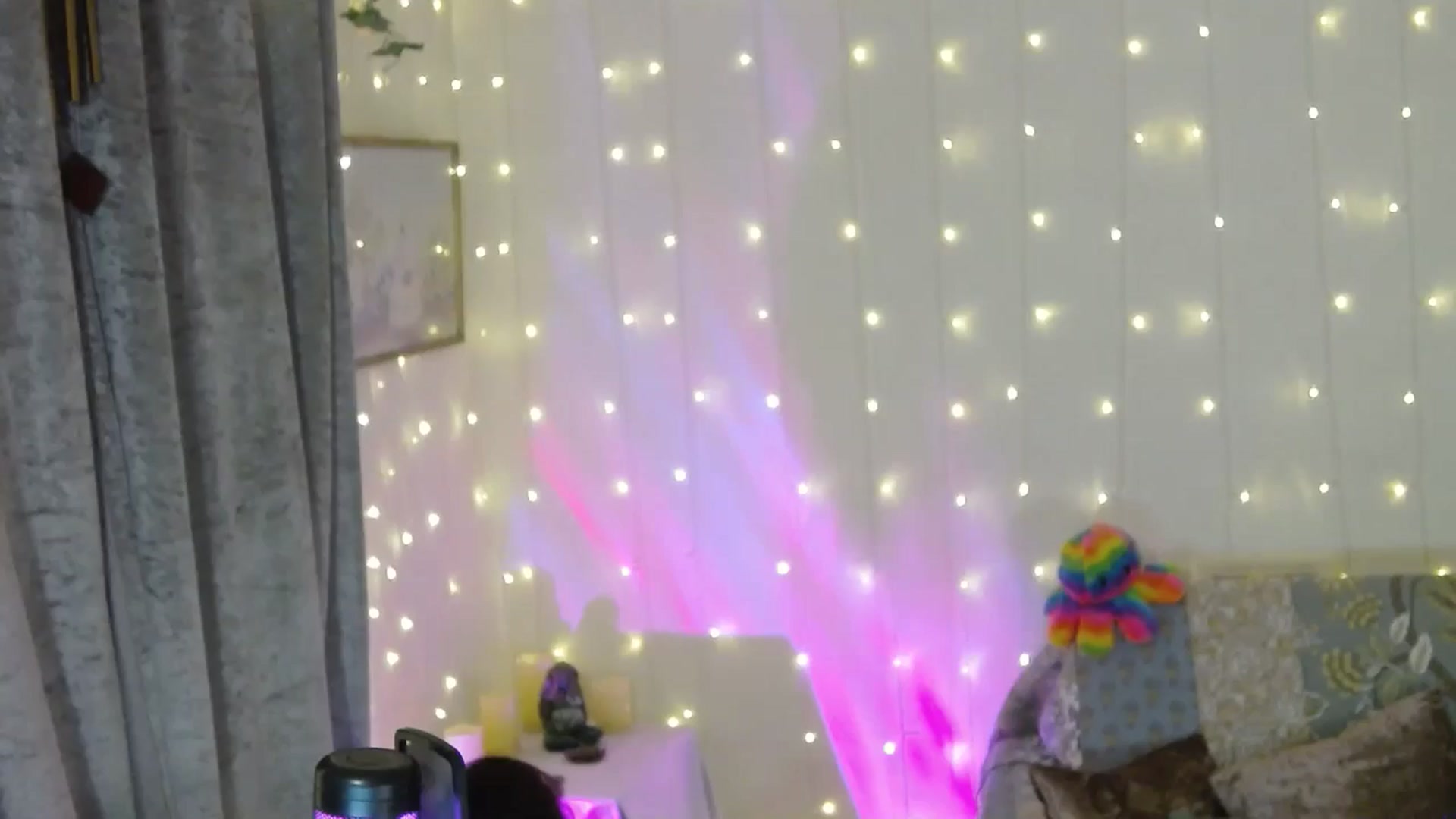 Gallery image thumbnail from Charlotte_UK's myfreecams stream on, 07/04/2025, 01:09 image 9 of 20