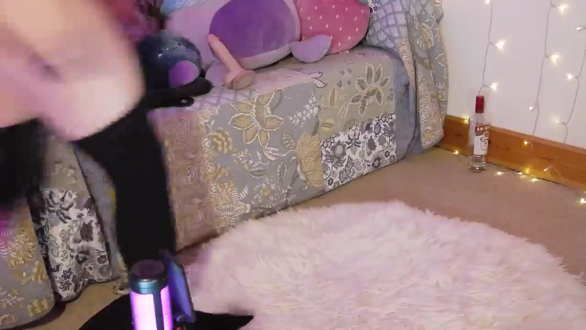 Gallery image thumbnail from Charlotte_UK's myfreecams stream on, 07/21/2025, 24:33 image 3 of 20