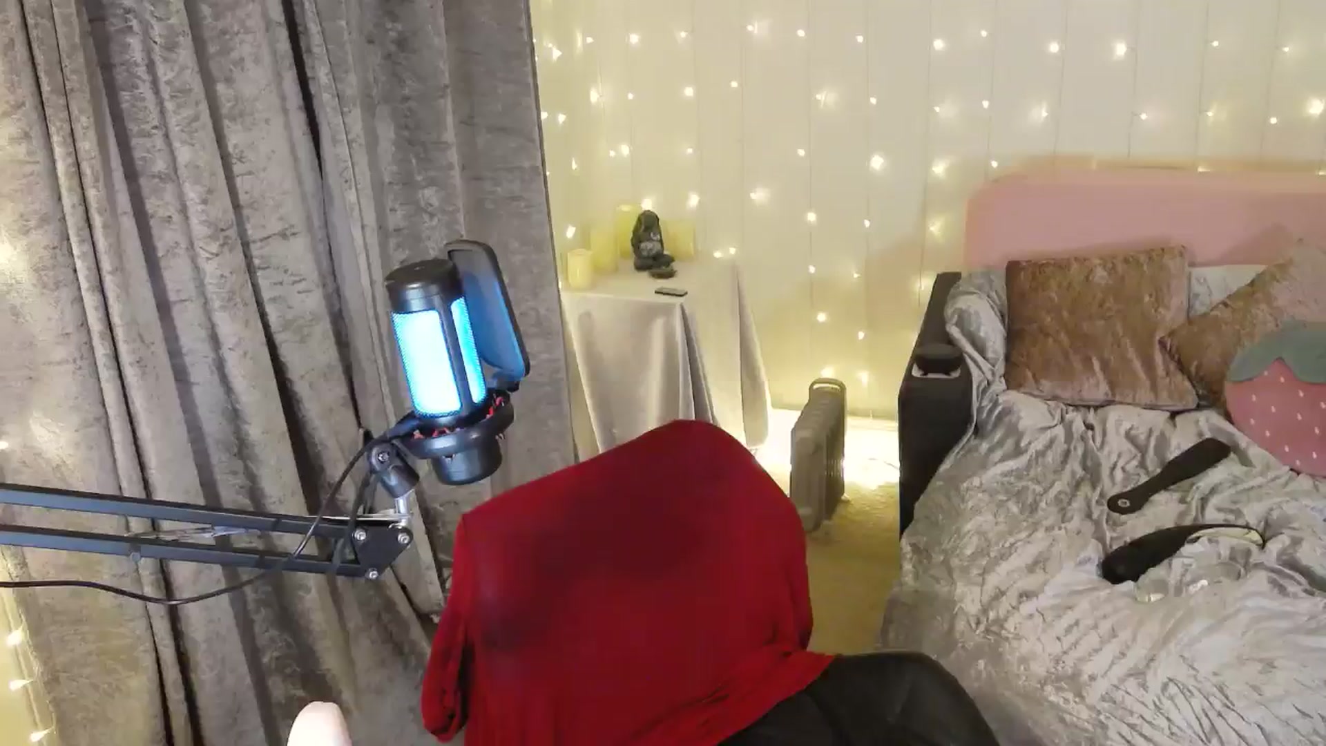 Gallery image thumbnail from Charlotte_UK's myfreecams stream on, 09/18/2025, 24:38 image 13 of 20