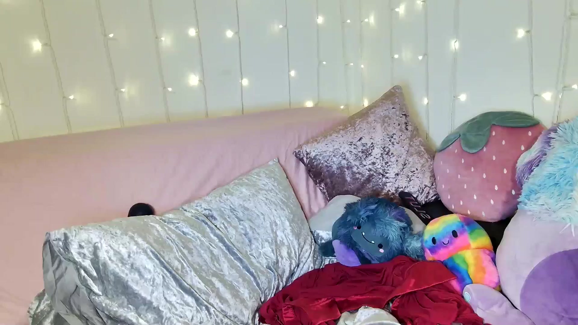 Gallery image thumbnail from Charlotte_UK's myfreecams stream on, 10/10/2025, 01:16 image 7 of 20