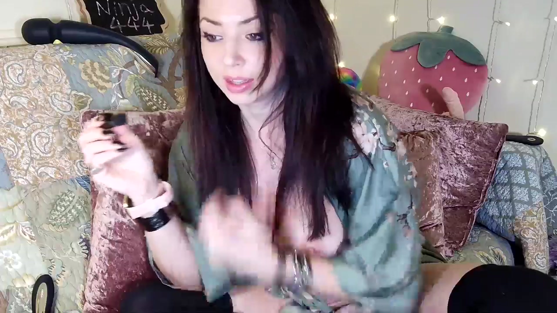 Gallery image thumbnail from Charlotte_UK's myfreecams stream on, 02/24/2026, 24:44 image 6 of 20