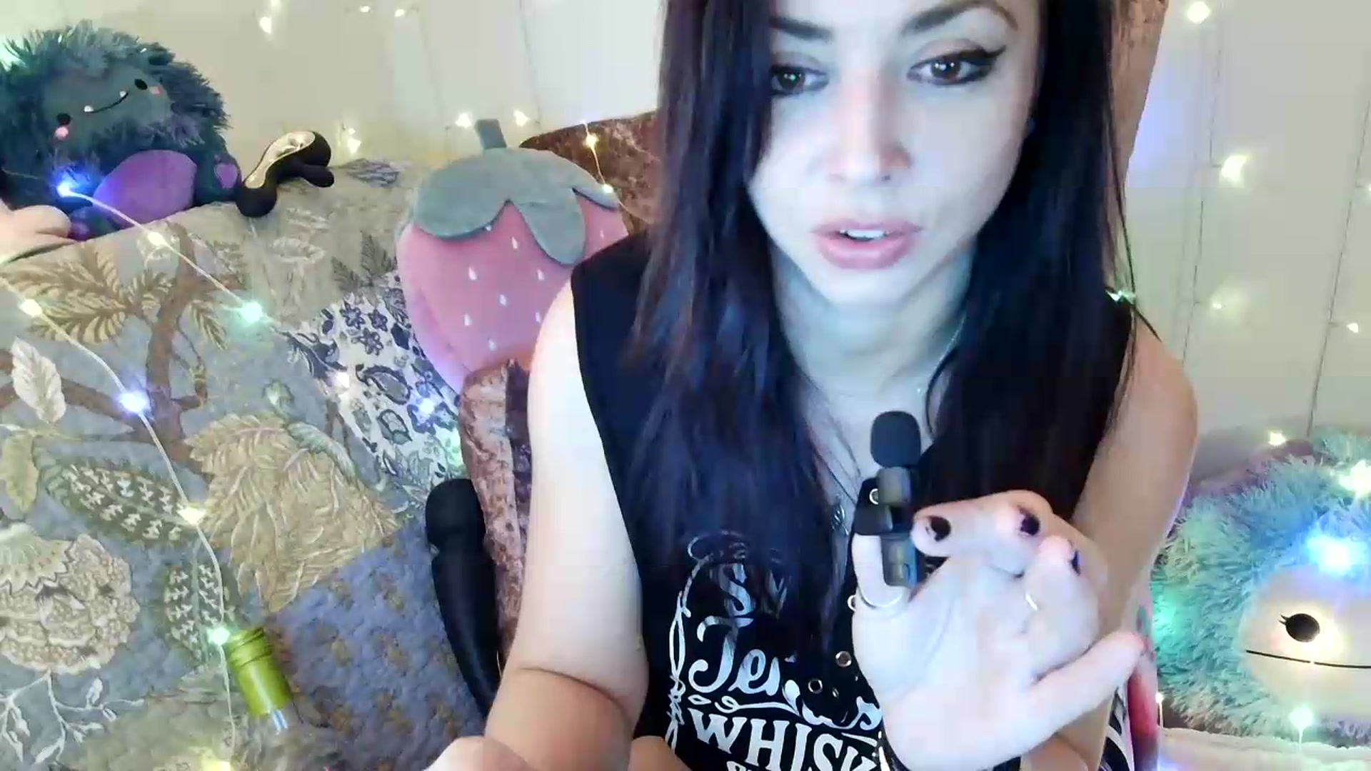 Gallery image thumbnail from Charlotte_UK's myfreecams stream on, 06/27/2026, 24:23 image 2 of 20