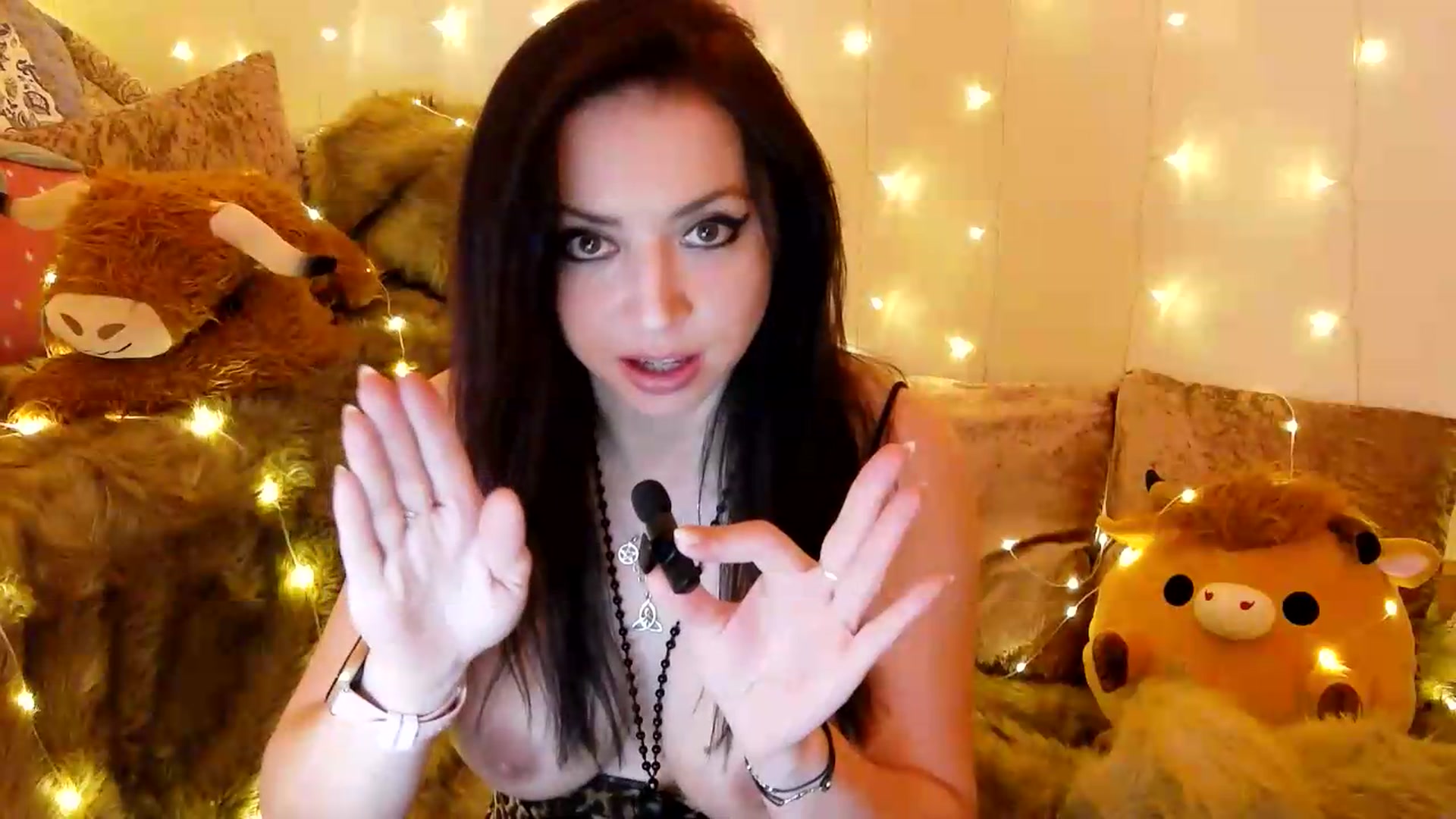 Gallery image thumbnail from Charlotte_UK's myfreecams stream on, 07/07/2026, 23:52 image 6 of 20