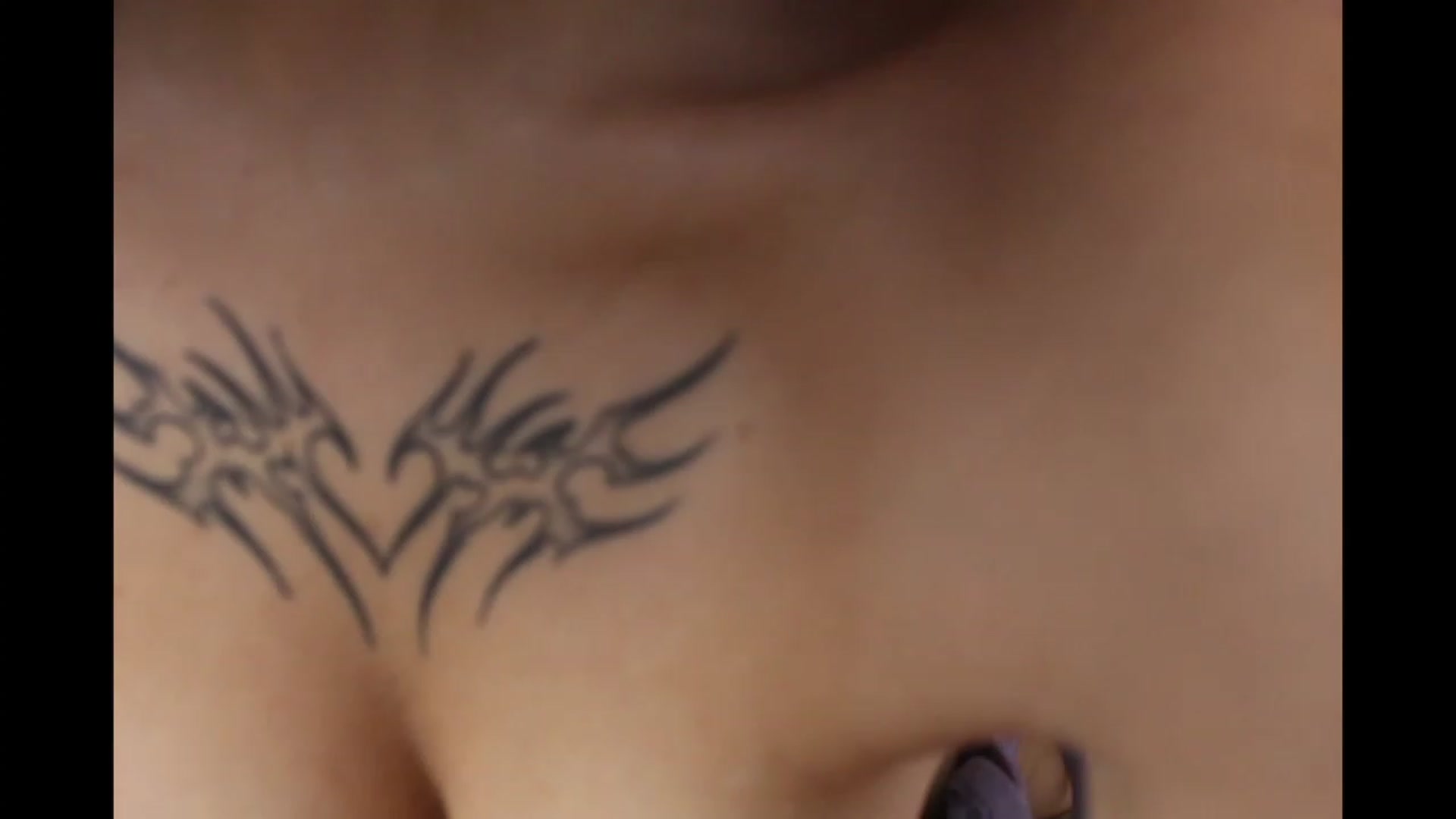 Gallery image thumbnail from Charlydw's myfreecams stream on, 07/24/2023, 01:15 image 6 of 20