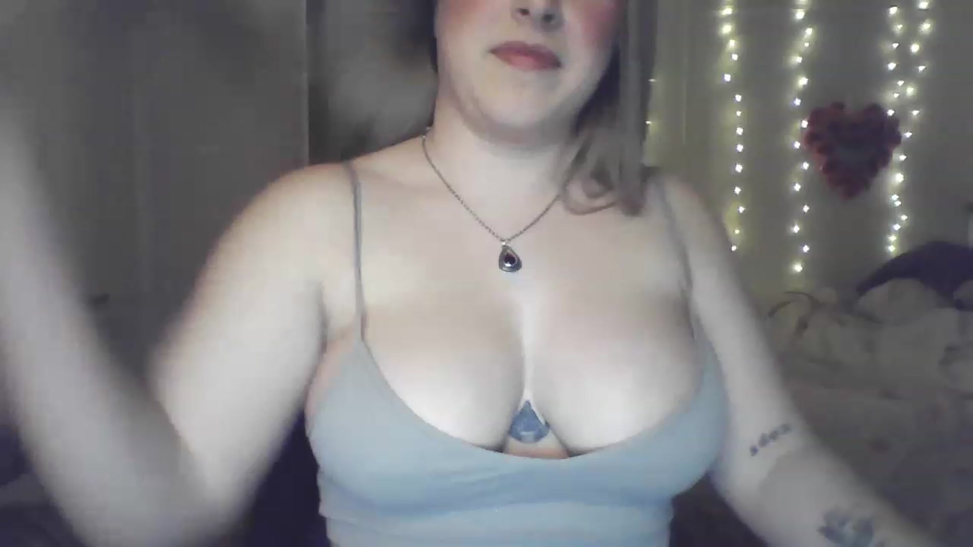 Gallery image thumbnail from Charmed_333's myfreecams stream on, 11/22/2022, 04:12 image 7 of 20