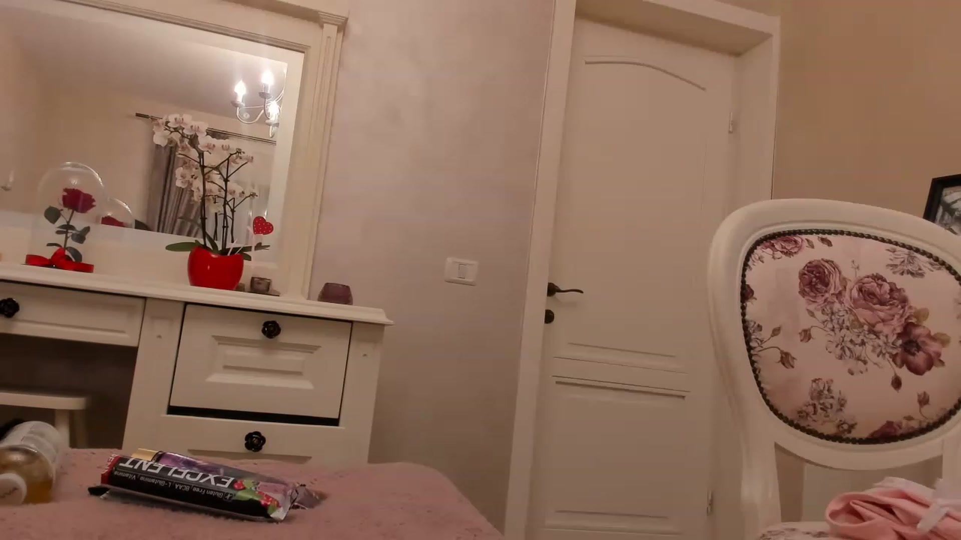 Gallery image thumbnail from Charmy_Lady's myfreecams stream on, 03/30/2023, 23:26 image 20 of 20