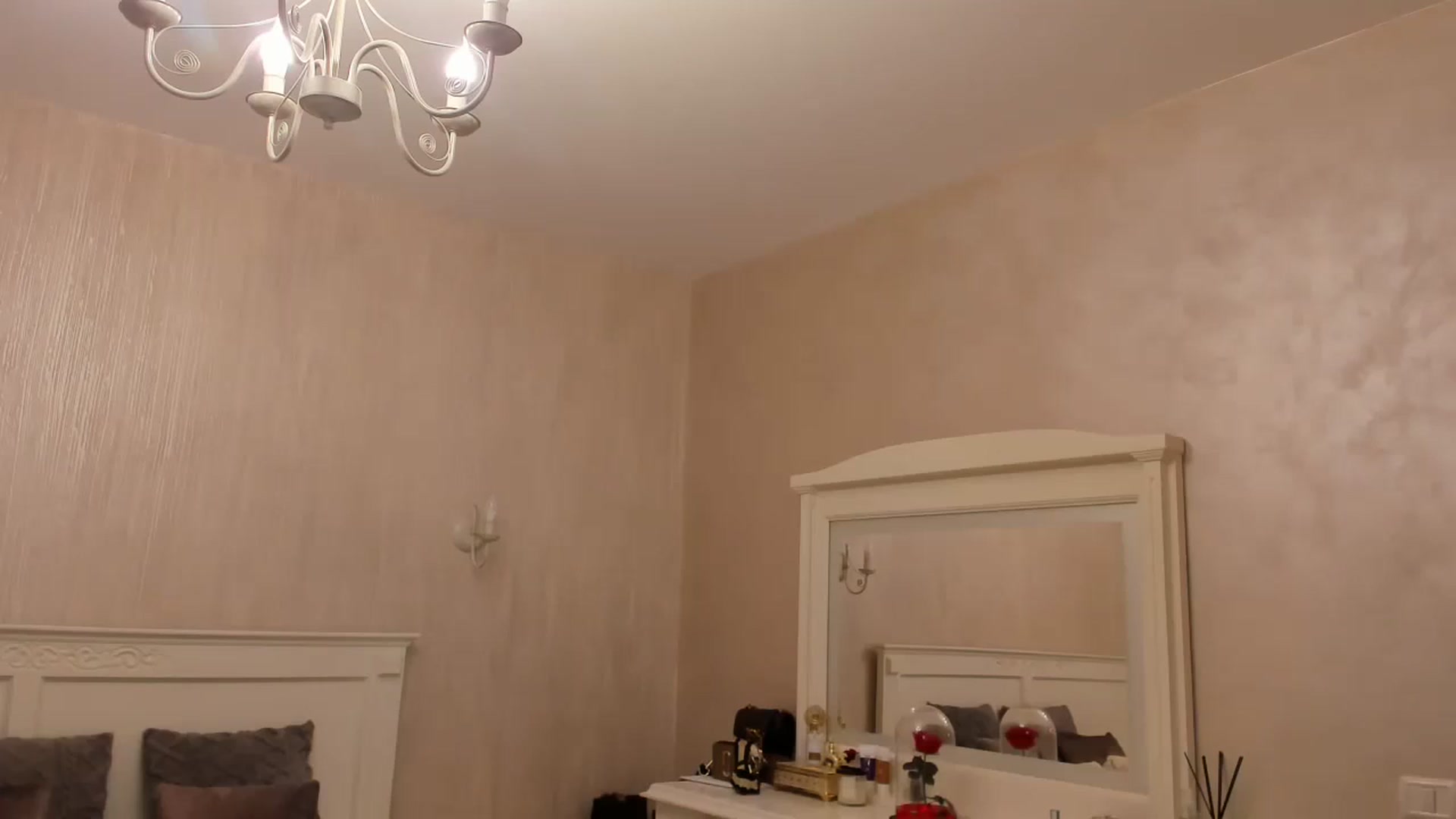 Gallery image thumbnail from Charmy_Lady's myfreecams stream on, 11/22/2023, 09:37 image 11 of 20