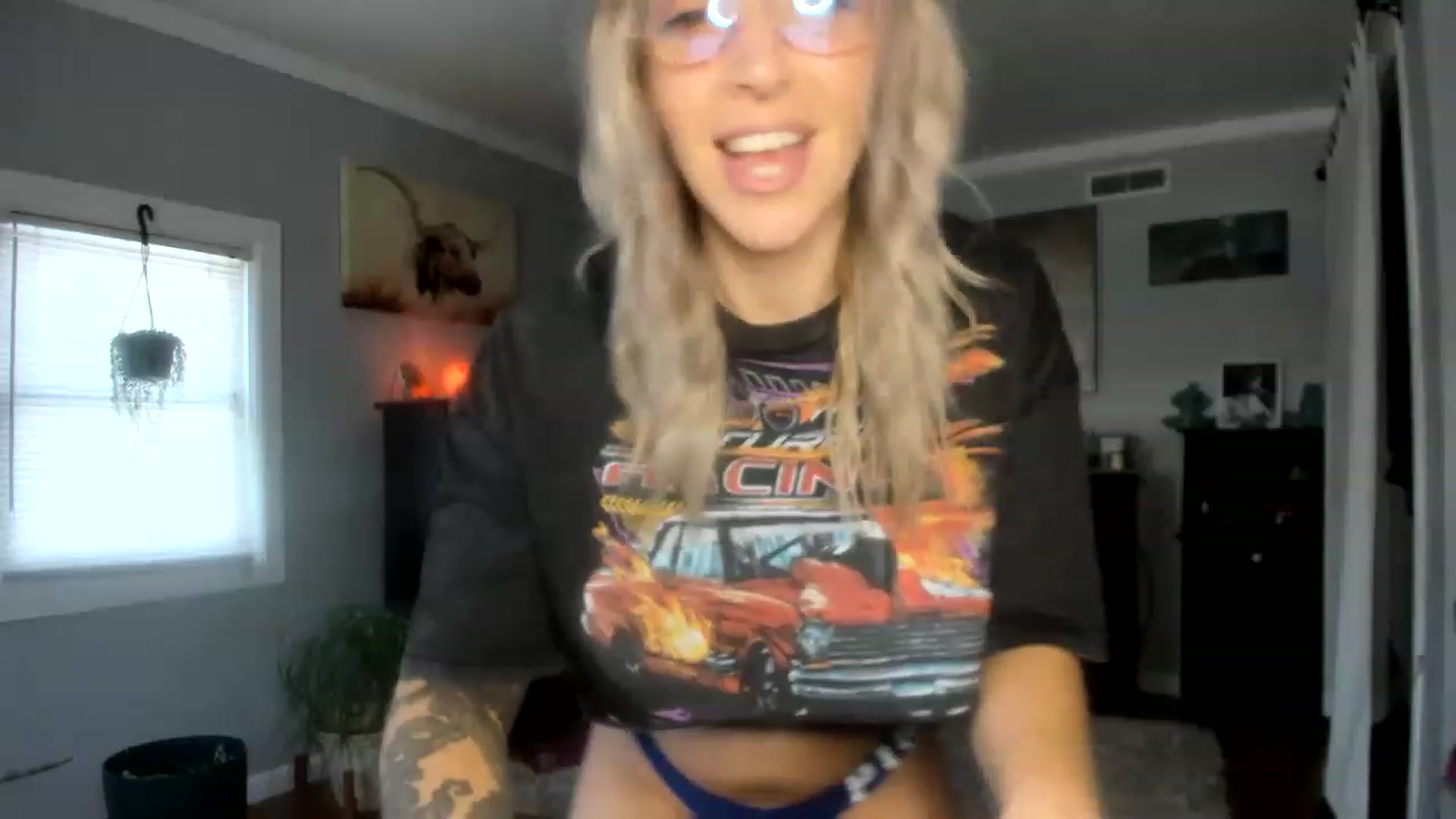 Gallery image thumbnail from Chasten_Lee's myfreecams stream on, 12/20/2022, 15:46 image 12 of 20