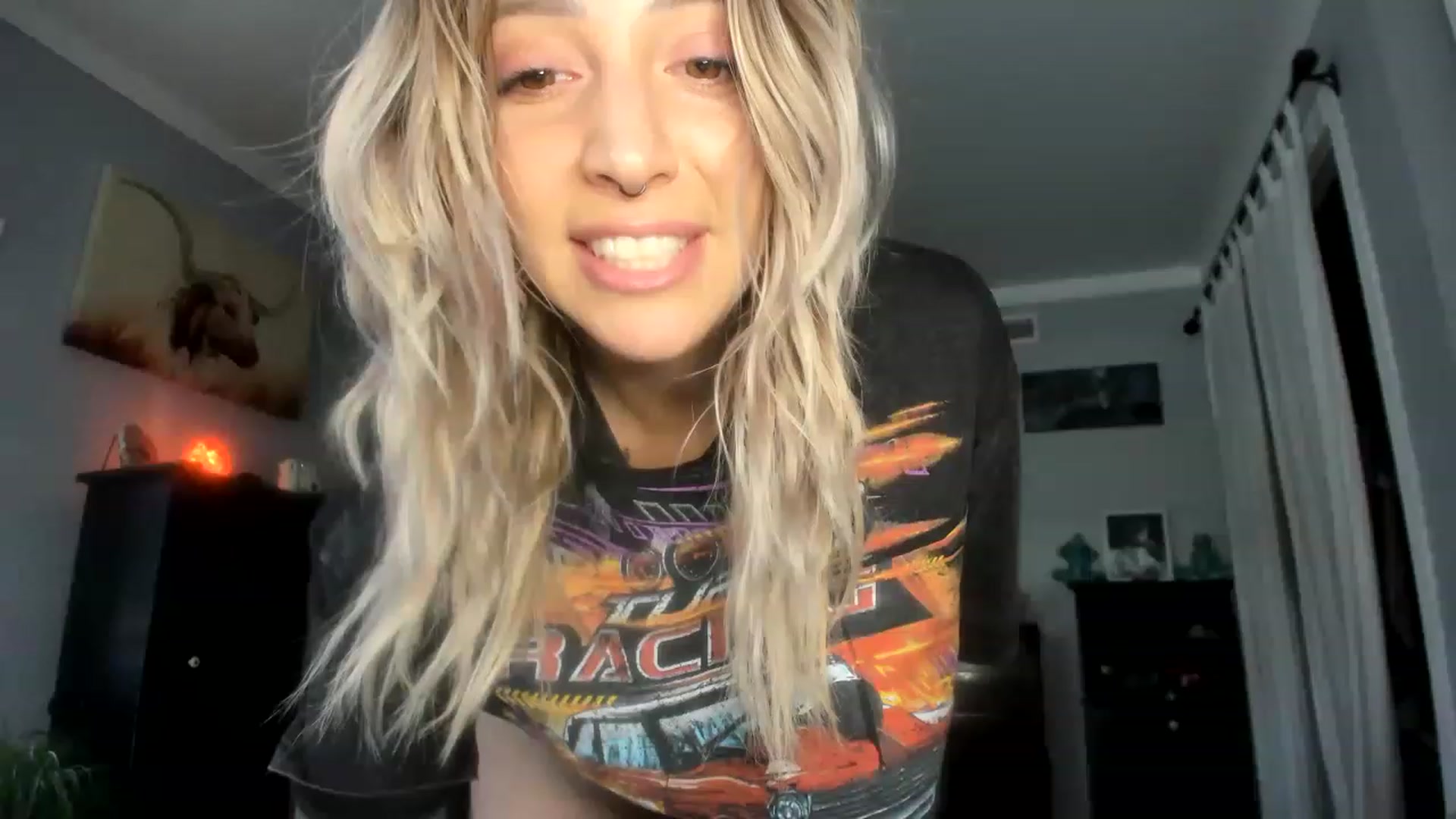 Gallery image thumbnail from Chasten_Lee's myfreecams stream on, 12/20/2022, 16:26 image 1 of 20