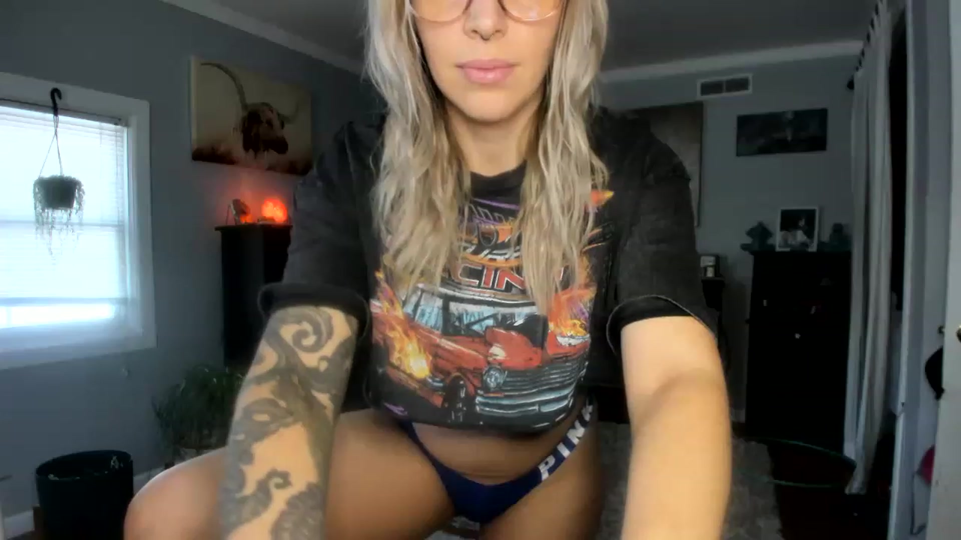 Gallery image thumbnail from Chasten_Lee's myfreecams stream on, 12/20/2022, 17:03 image 16 of 20