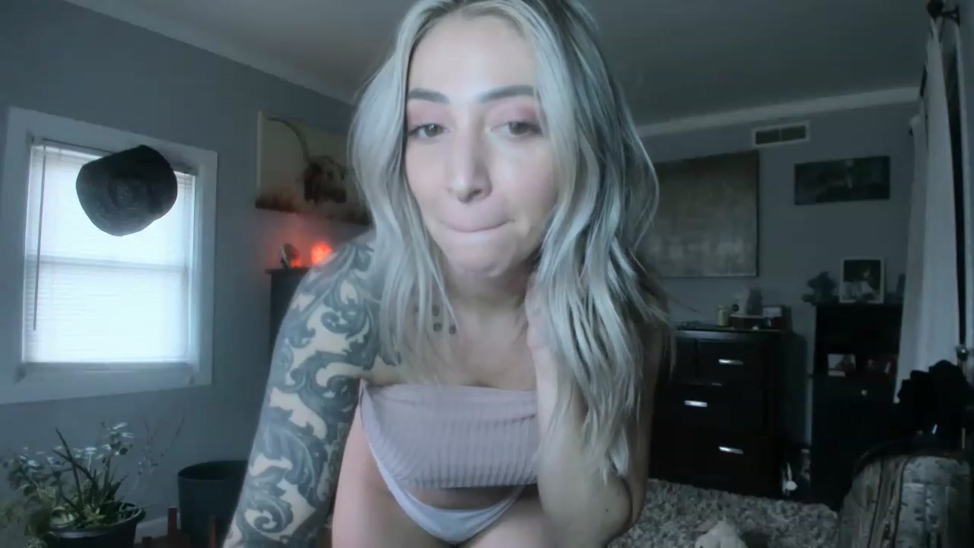 Gallery image thumbnail from Chasten_Lee's myfreecams stream on, 02/09/2023, 16:13 image 13 of 20