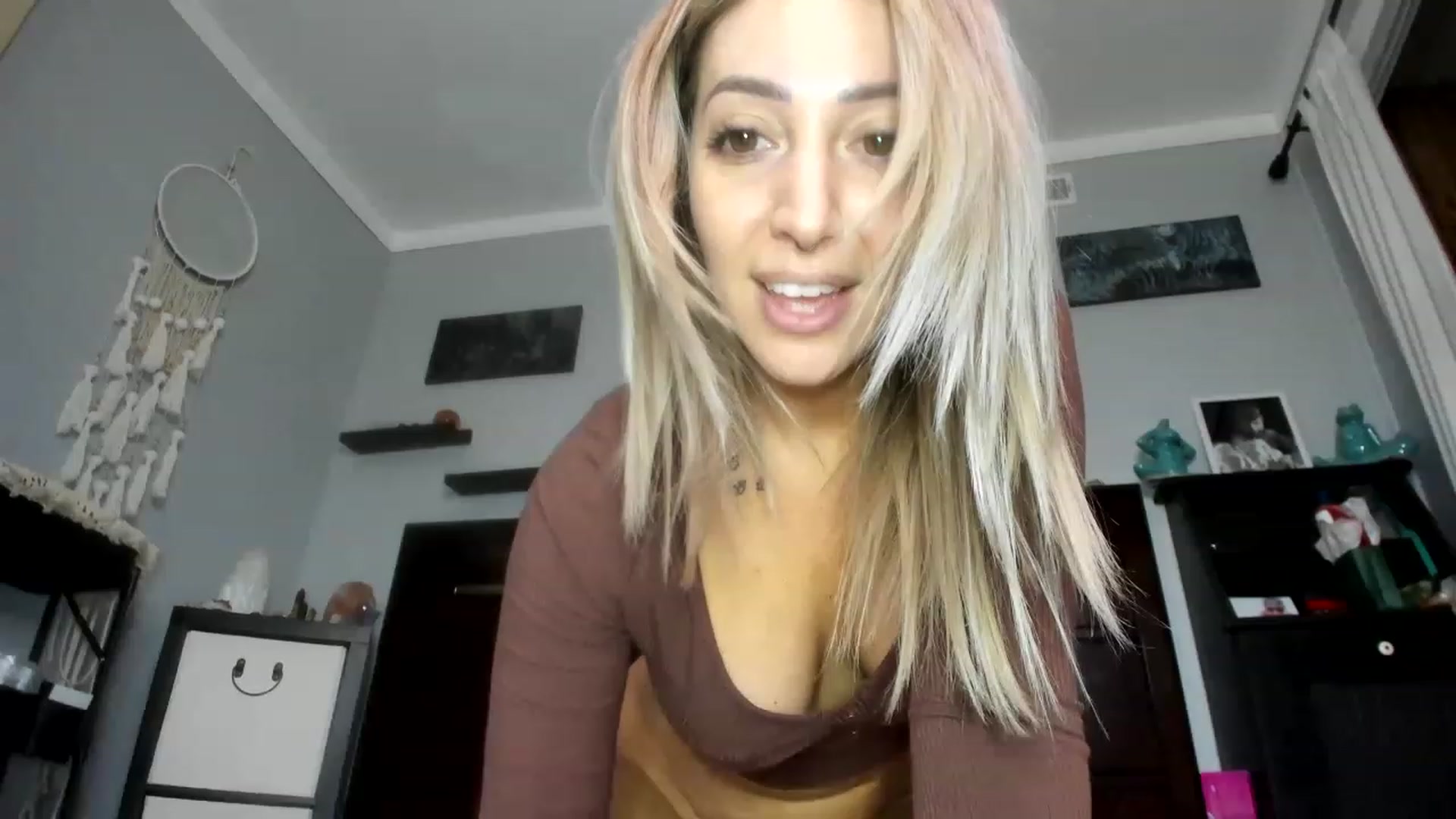 Gallery image thumbnail from Chasten_Lee's myfreecams stream on, 03/05/2023, 15:58 image 16 of 20