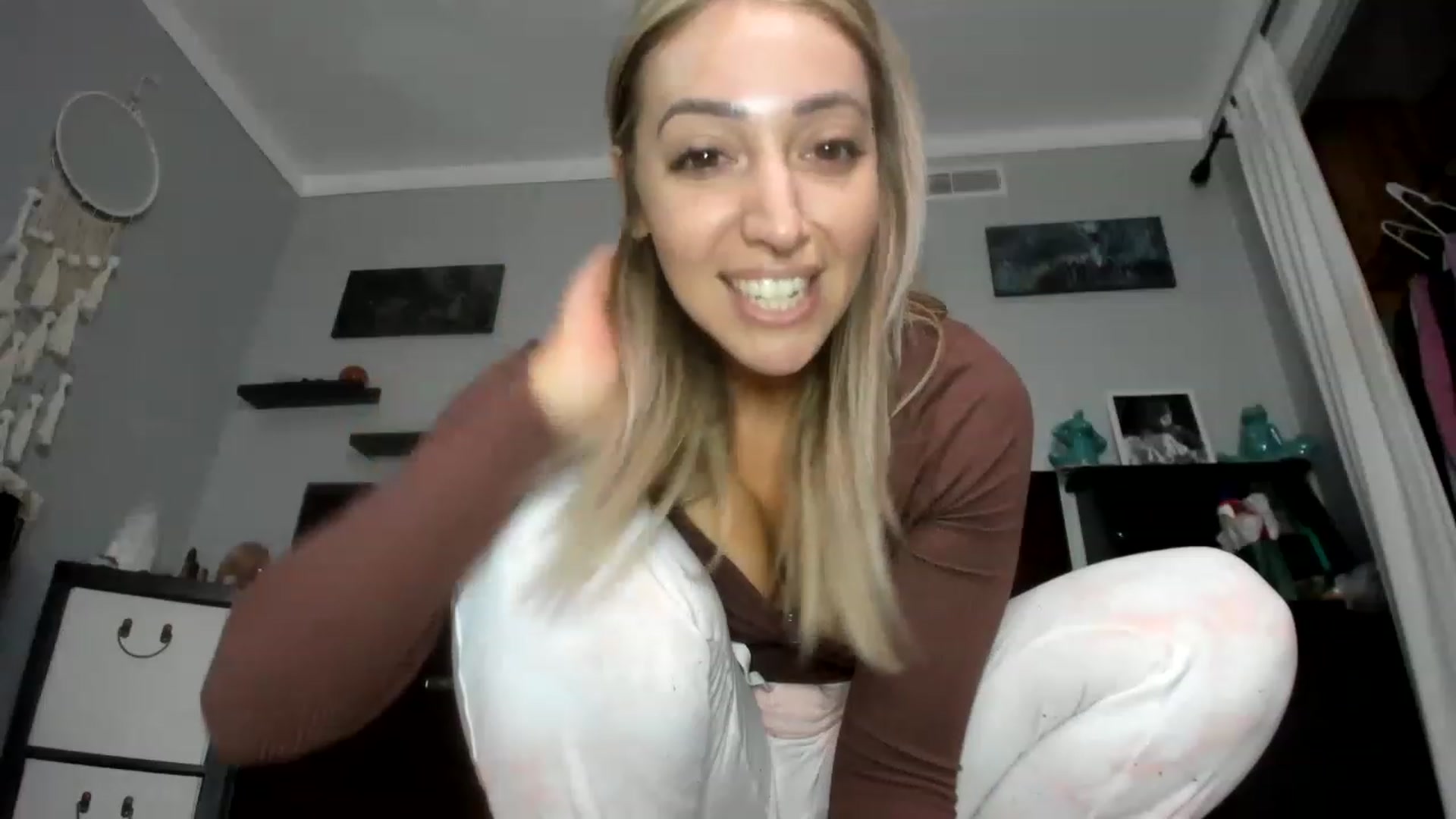 Gallery image thumbnail from Chasten_Lee's myfreecams stream on, 03/05/2023, 15:58 image 20 of 20