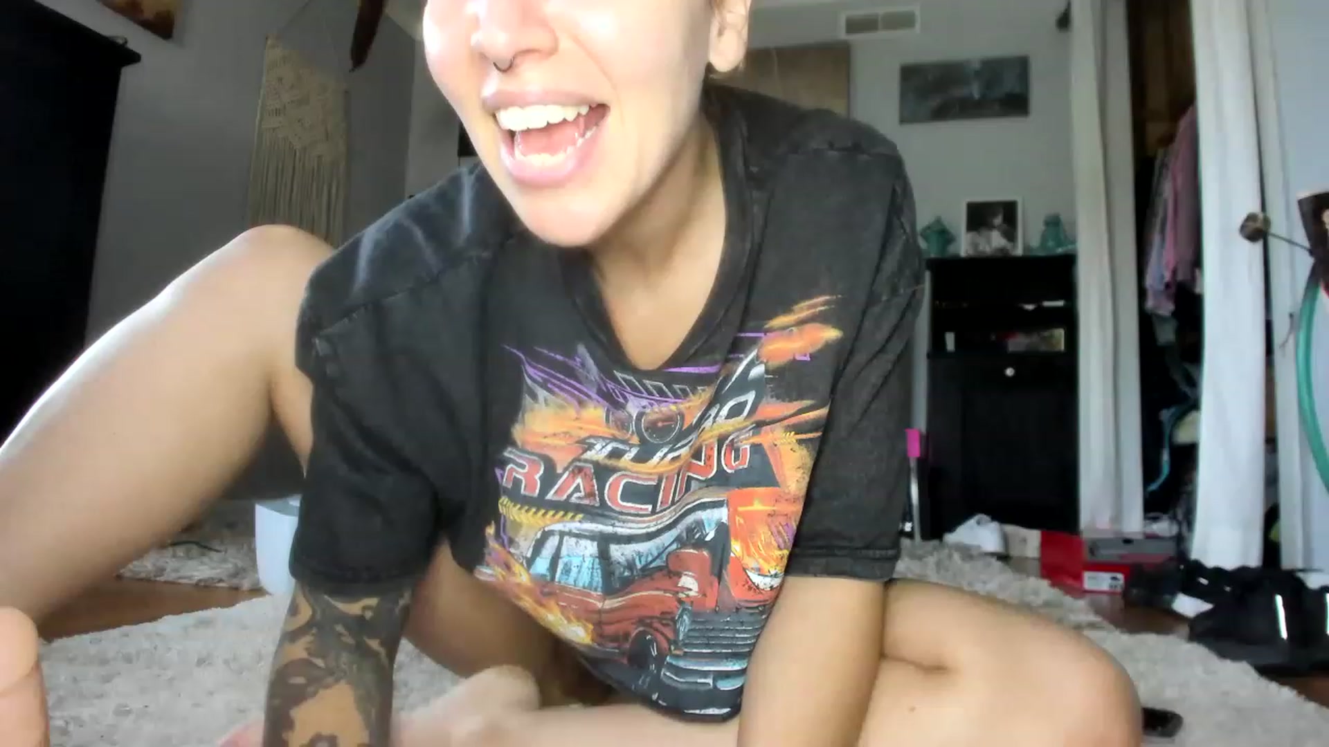 Gallery image thumbnail from Chasten_Lee's myfreecams stream on, 04/14/2023, 14:30 image 8 of 20
