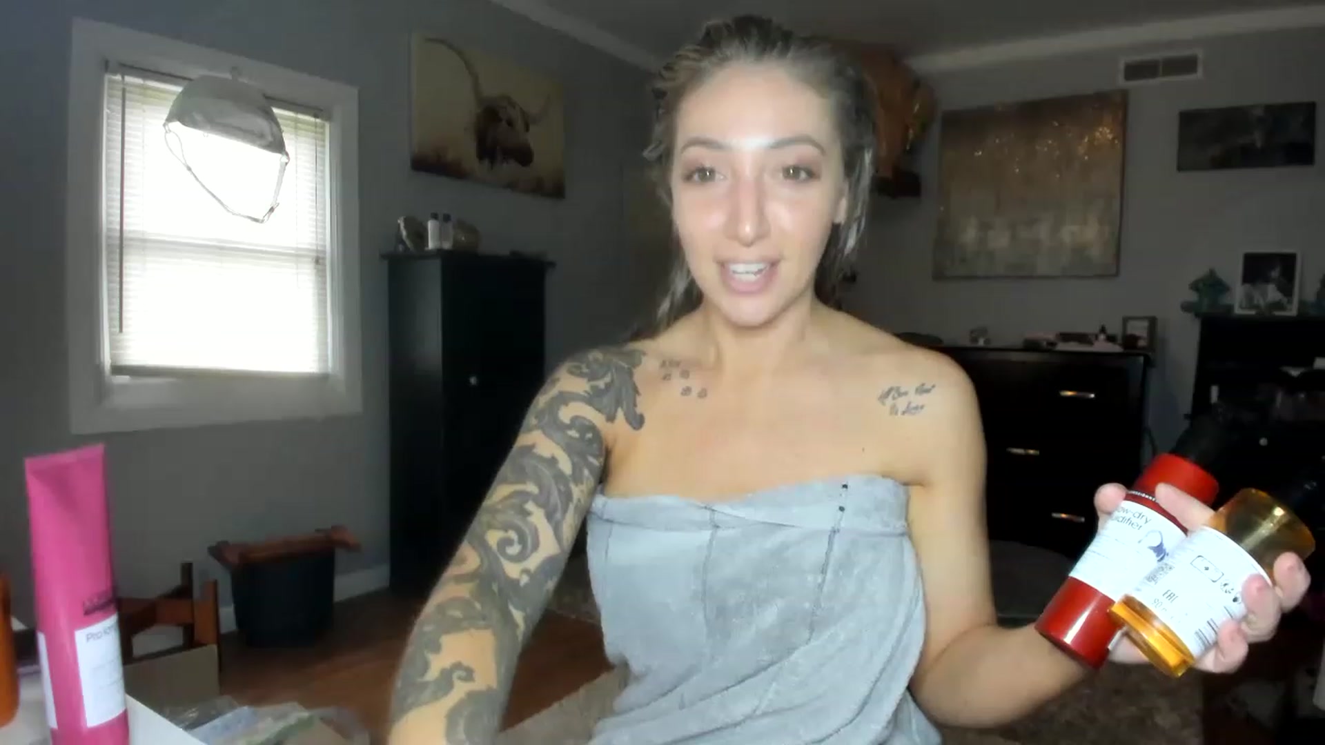 Gallery image thumbnail from Chasten_Lee's myfreecams stream on, 04/18/2023, 13:19 image 2 of 20
