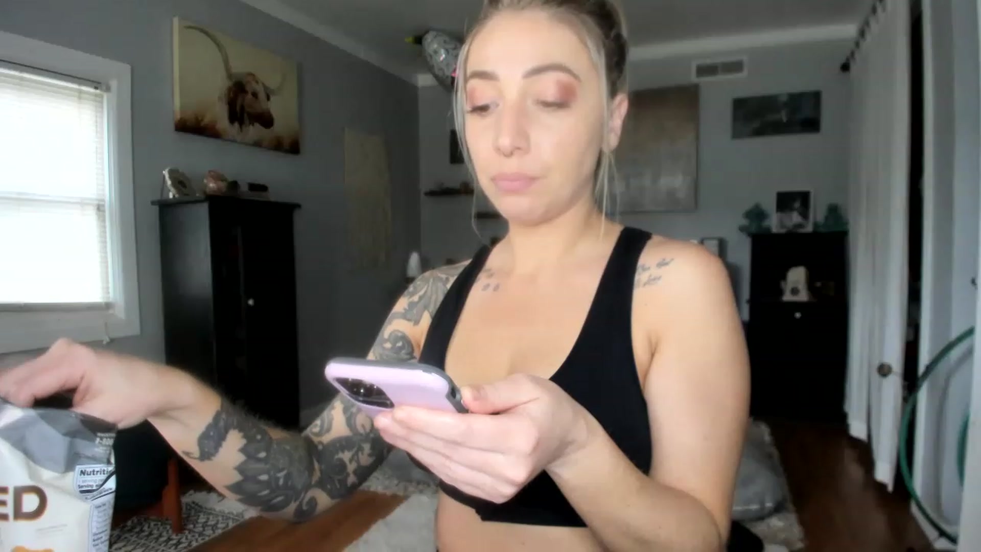 Gallery image thumbnail from Chasten_Lee's myfreecams stream on, 04/21/2023, 18:59 image 3 of 20