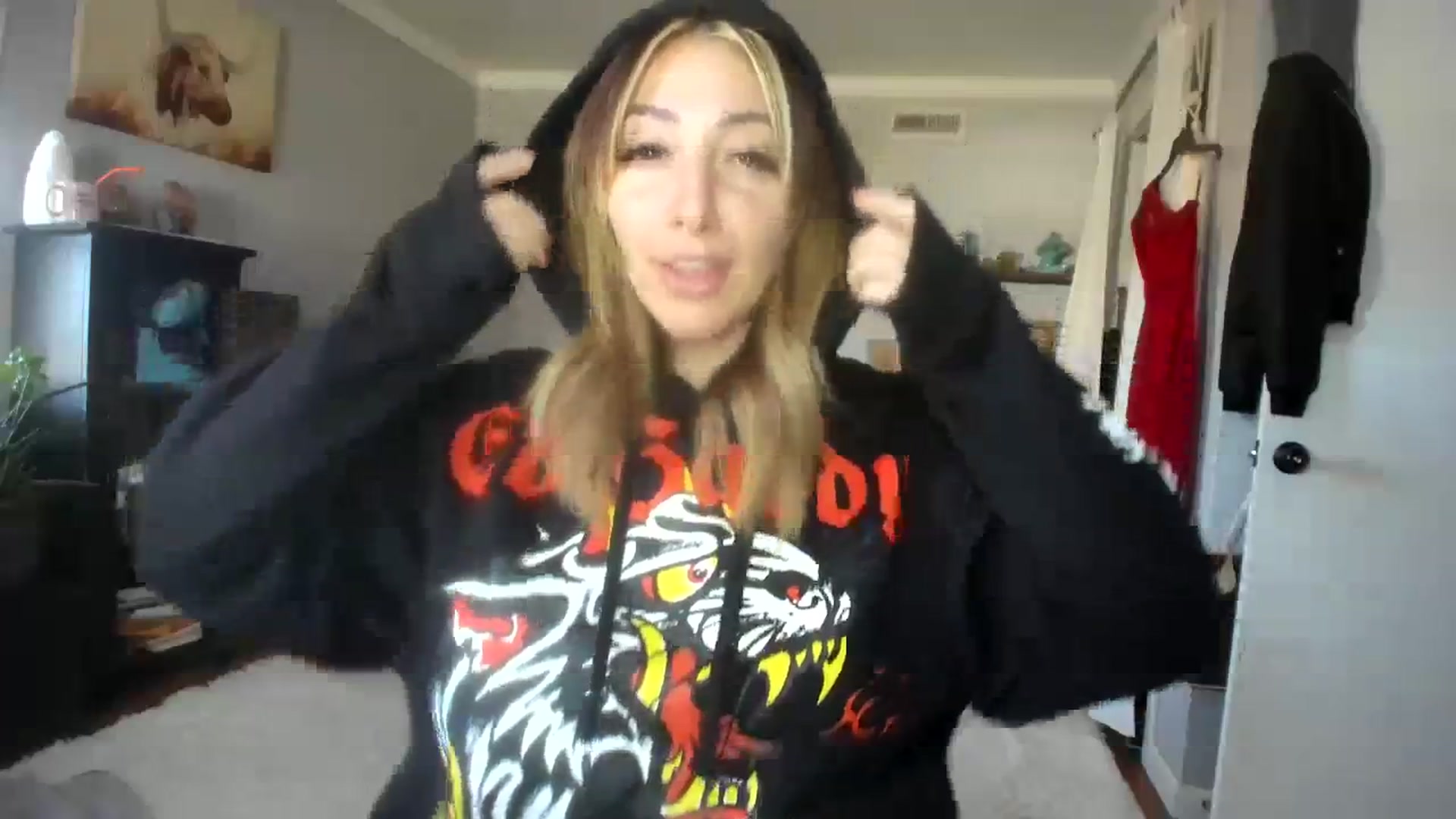 Gallery image thumbnail from Chasten_Lee's myfreecams stream on, 11/13/2023, 15:50 image 3 of 20