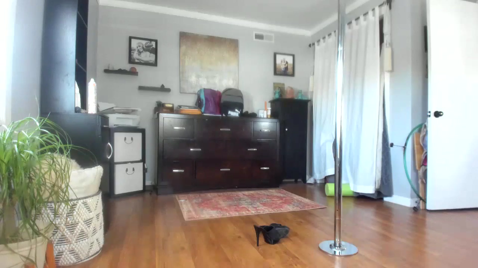 Gallery image thumbnail from Chasten_Lee's myfreecams stream on, 02/20/2024, 16:45 image 7 of 20