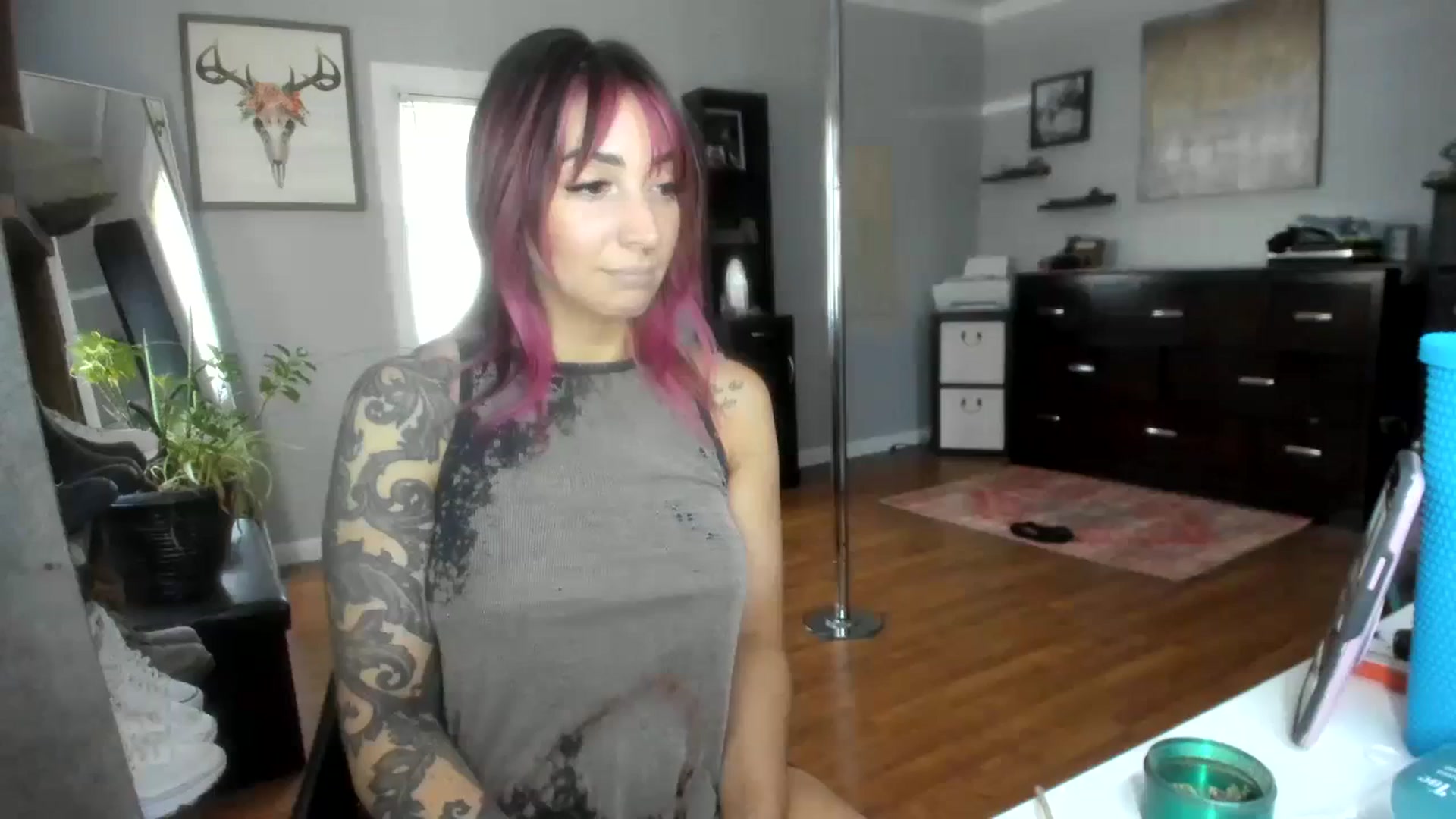 Gallery image thumbnail from Chasten_Lee's myfreecams stream on, 03/04/2024, 17:39 image 5 of 20