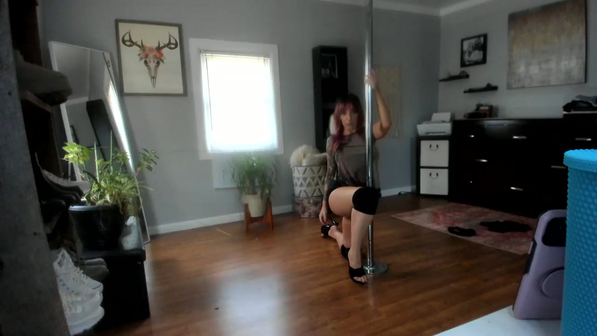 Gallery image thumbnail from Chasten_Lee's myfreecams stream on, 03/04/2024, 19:13 image 11 of 20