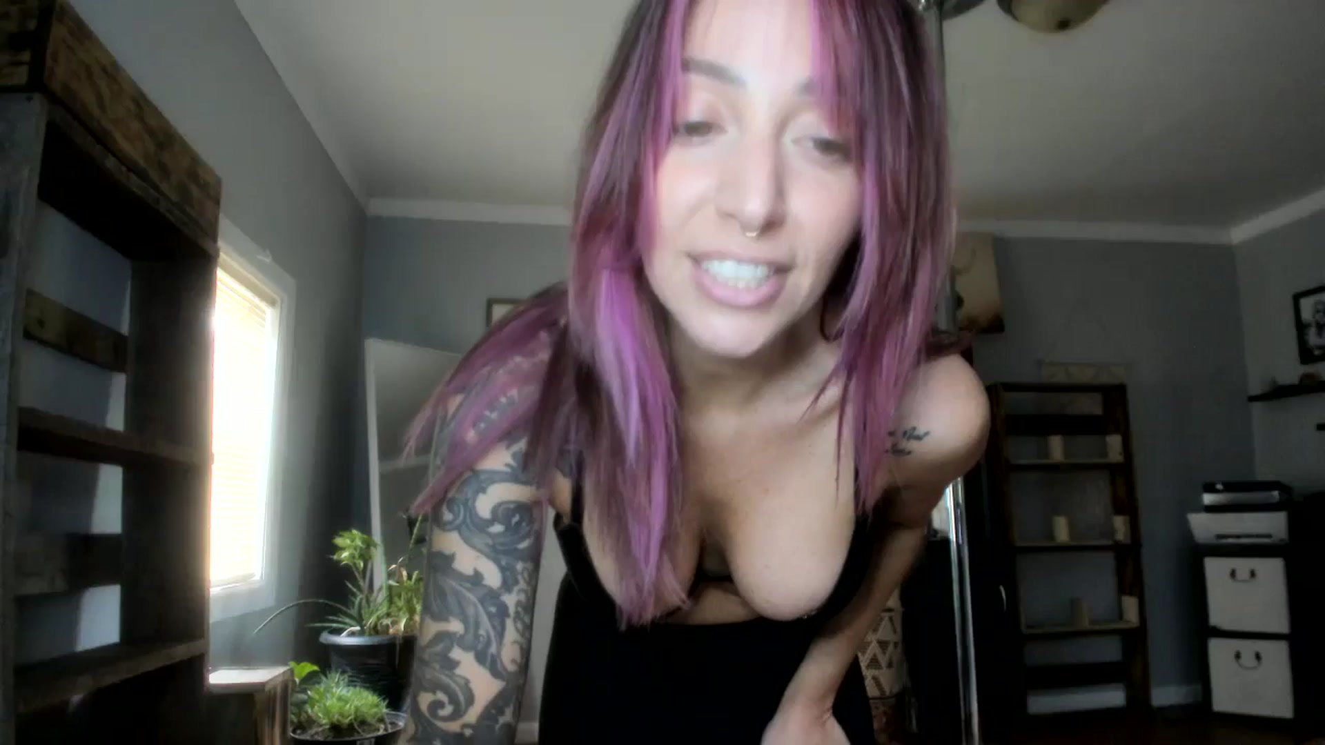 Gallery image thumbnail from Chasten_Lee's myfreecams stream on, 05/06/2024, 15:40 image 7 of 20