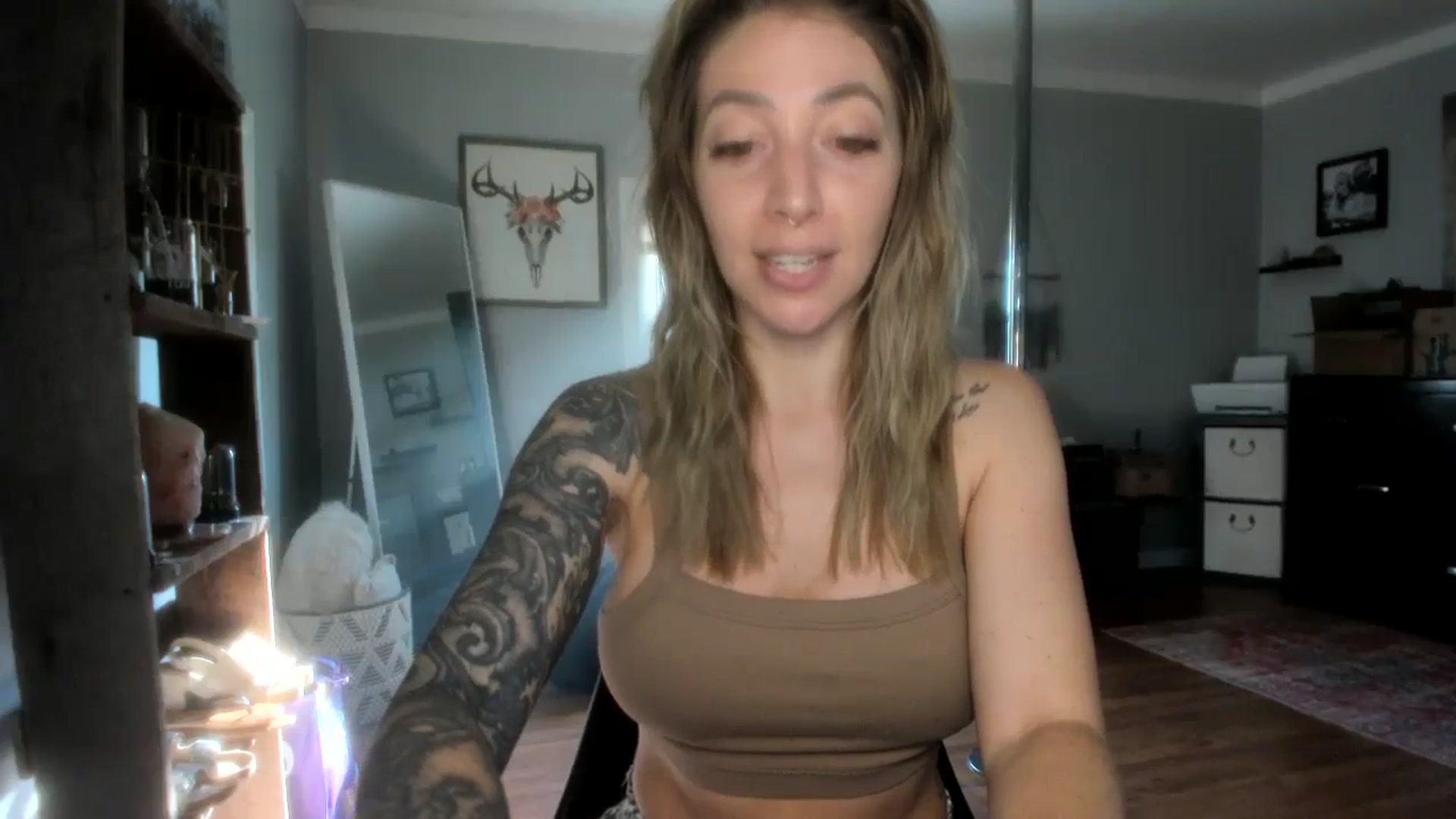Gallery image thumbnail from Chasten_Lee's myfreecams stream on, 07/26/2024, 12:41 image 3 of 20