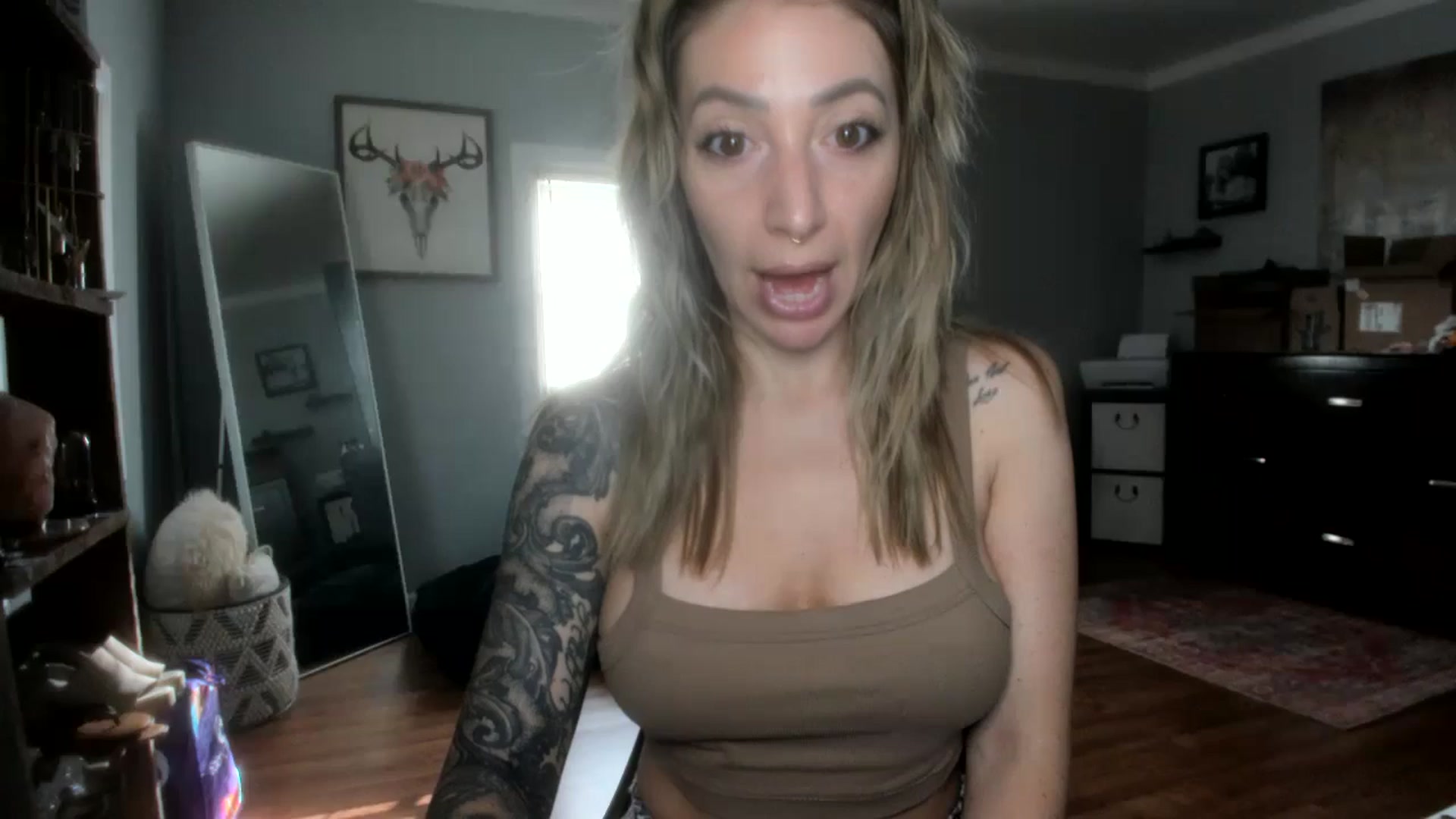 Gallery image thumbnail from Chasten_Lee's myfreecams stream on, 07/26/2024, 12:41 image 19 of 20