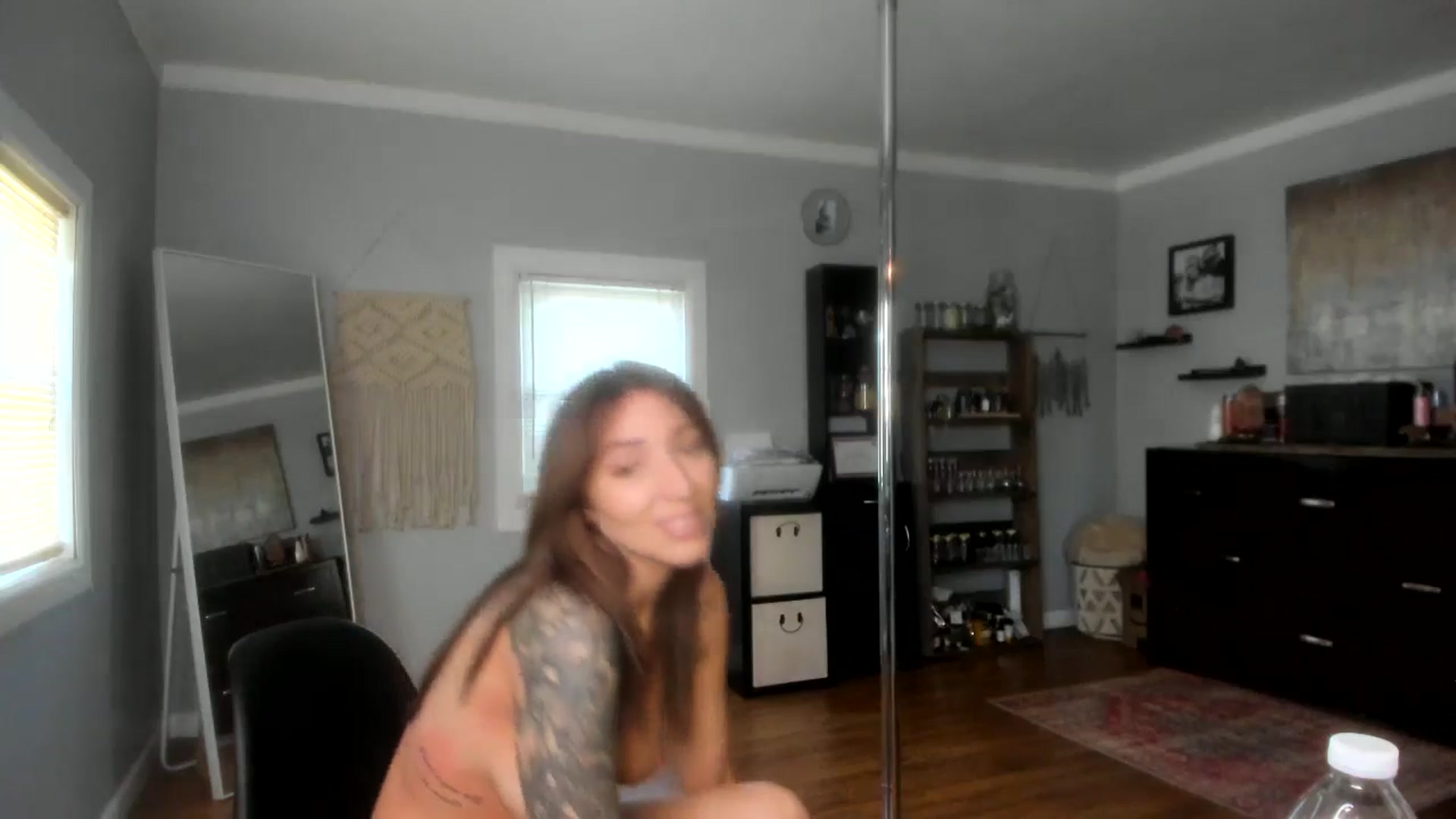 Gallery image thumbnail from Chasten_Lee's myfreecams stream on, 08/12/2024, 15:28 image 19 of 20