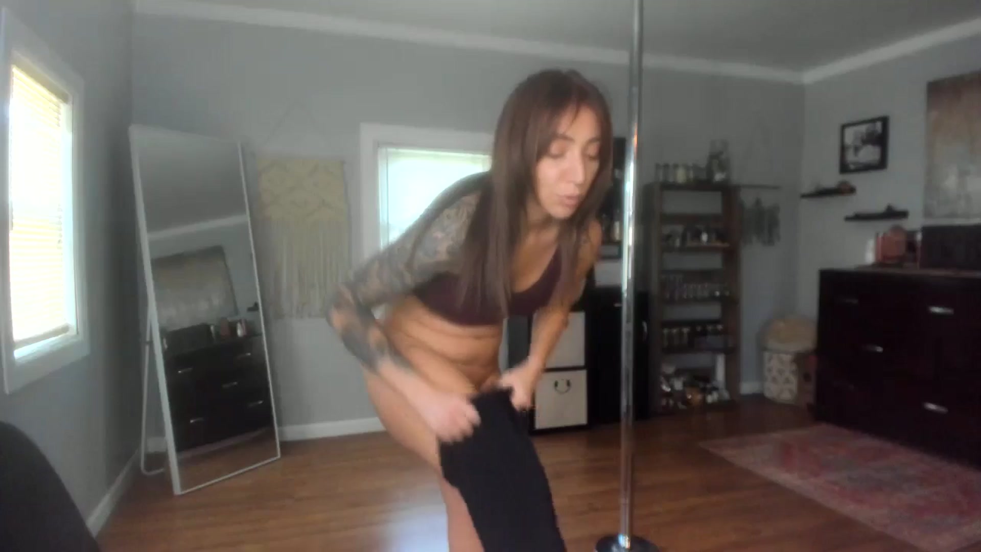 Gallery image thumbnail from Chasten_Lee's myfreecams stream on, 08/12/2024, 16:01 image 18 of 20