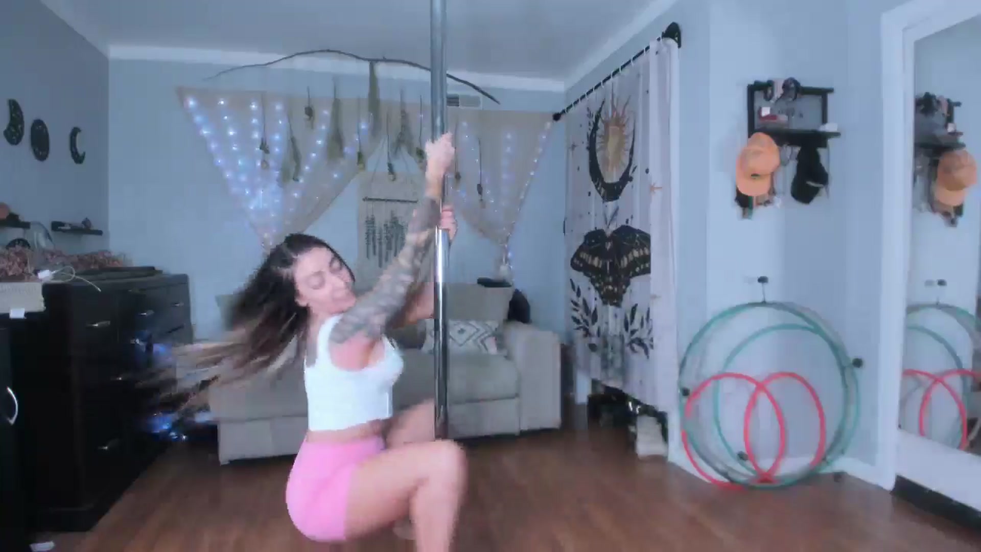 Gallery image thumbnail from Chasten_Lee's myfreecams stream on, 06/27/2025, 14:39 image 15 of 20