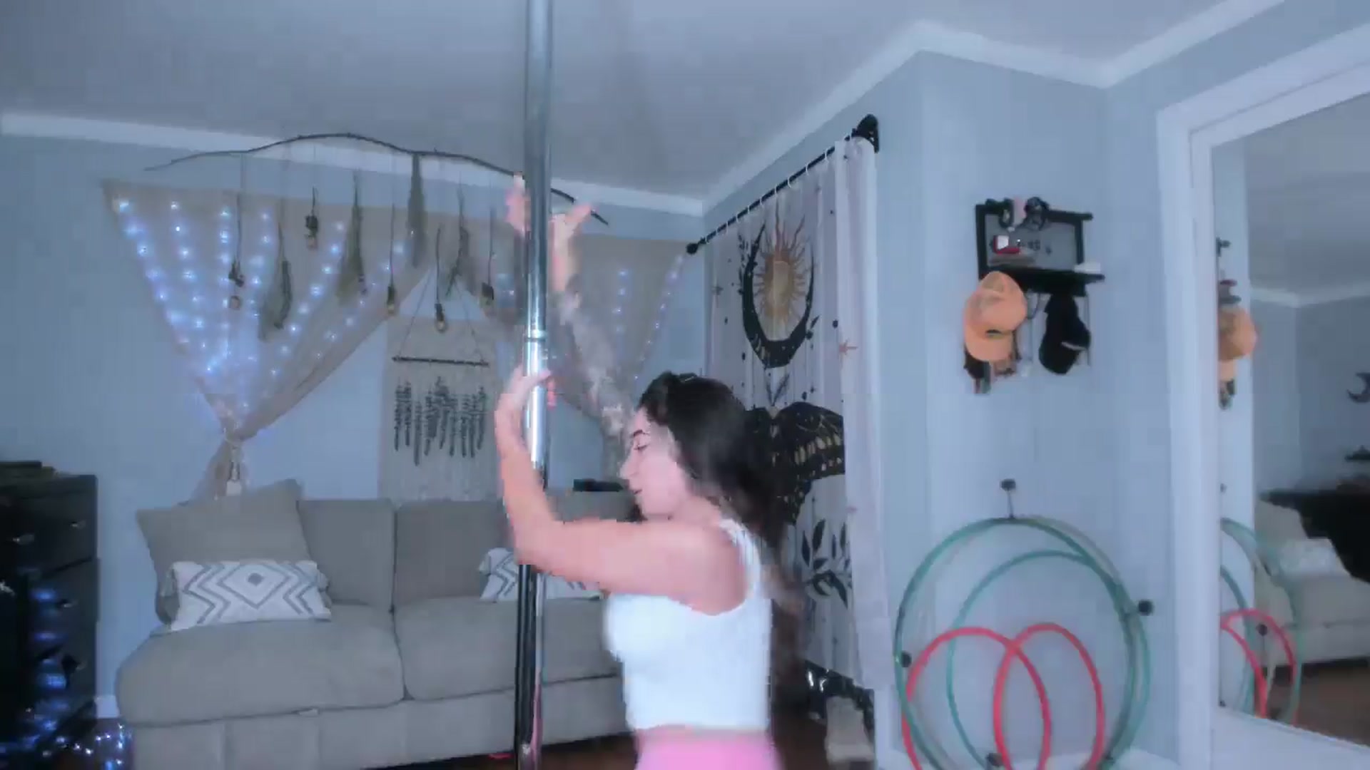 Gallery image thumbnail from Chasten_Lee's myfreecams stream on, 06/27/2025, 14:39 image 3 of 20