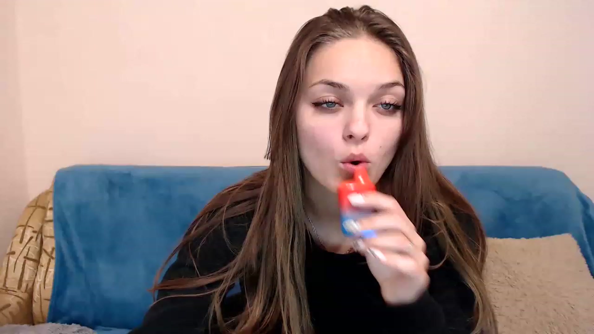 Gallery image thumbnail from Chaynea's myfreecams stream on, 12/01/2022, 10:09 image 1 of 20