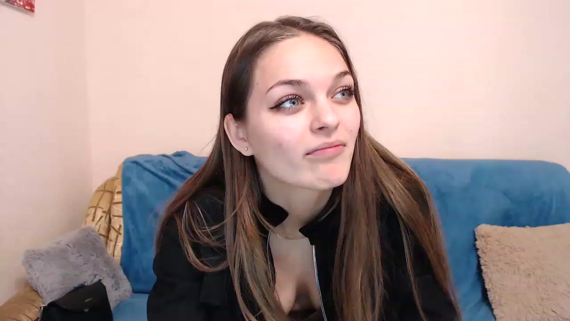 Gallery image thumbnail from Chaynea's myfreecams stream on, 12/02/2022, 07:38 image 9 of 20