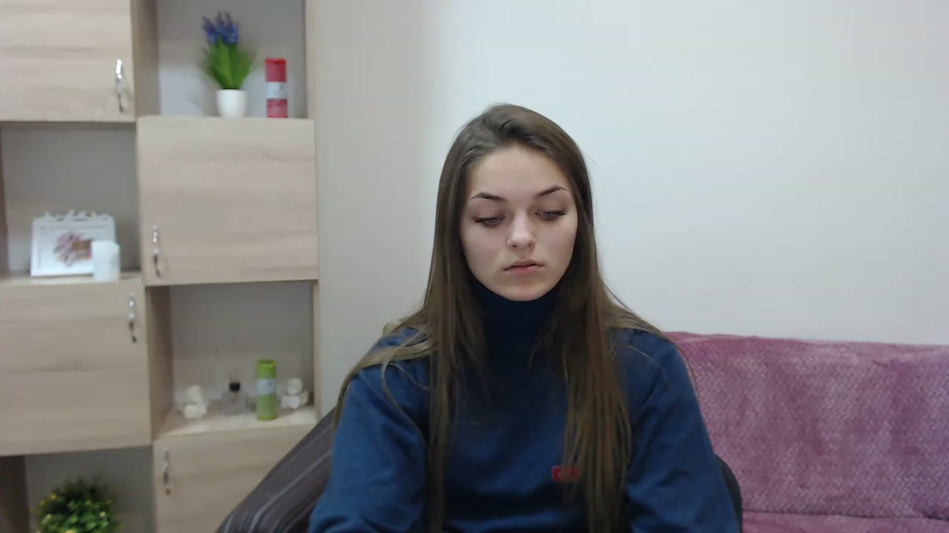 Gallery image thumbnail from Chaynea's myfreecams stream on, 12/03/2022, 12:10 image 8 of 20