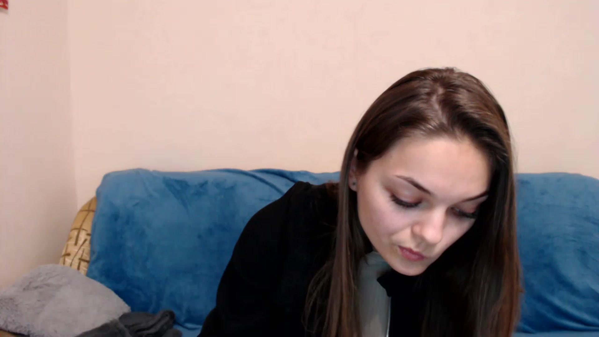 Gallery image thumbnail from Chaynea's myfreecams stream on, 12/08/2022, 09:25 image 18 of 20