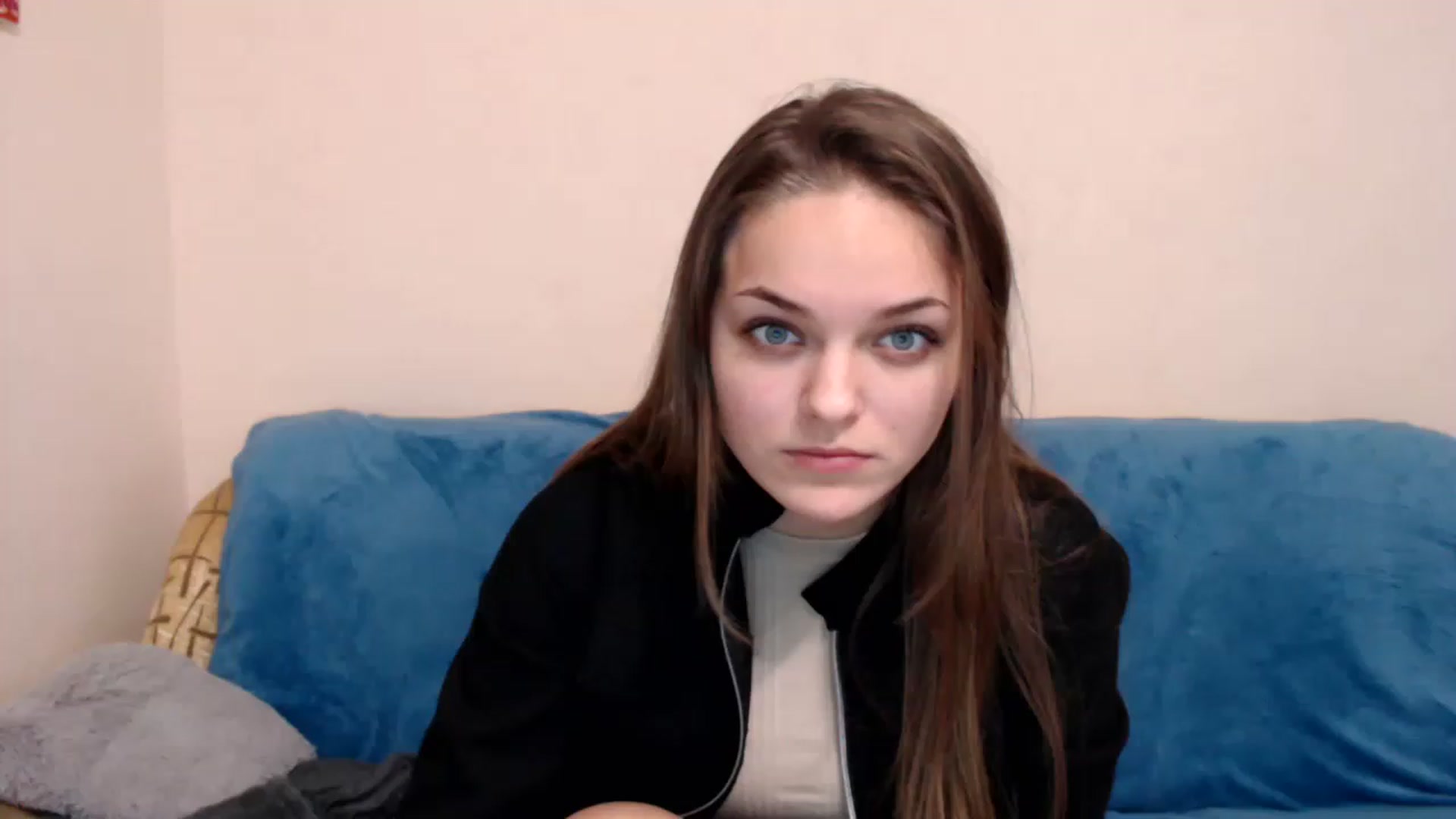 Gallery image thumbnail from Chaynea's myfreecams stream on, 12/08/2022, 09:25 image 15 of 20