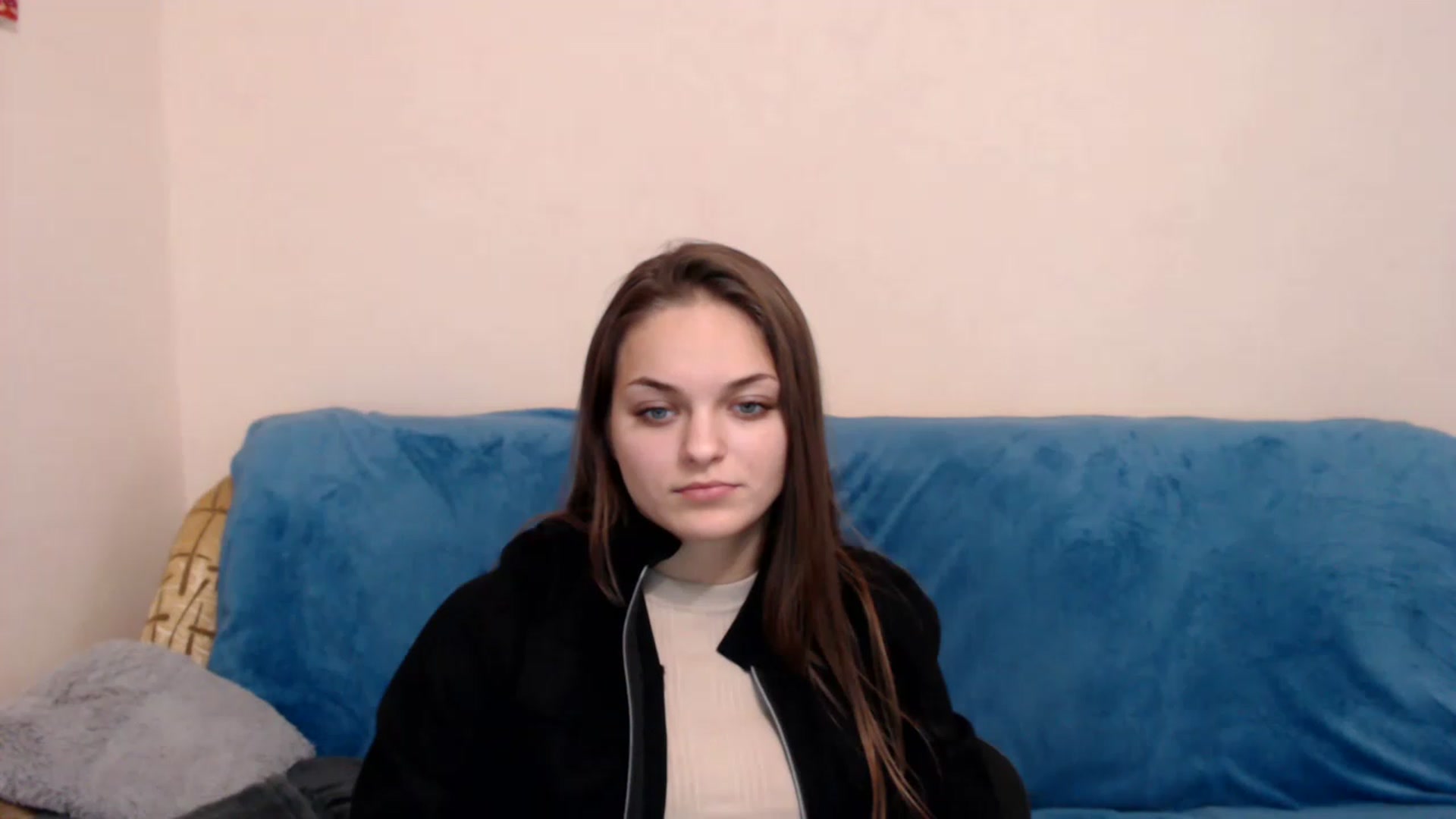 Gallery image thumbnail from Chaynea's myfreecams stream on, 12/08/2022, 09:25 image 14 of 20