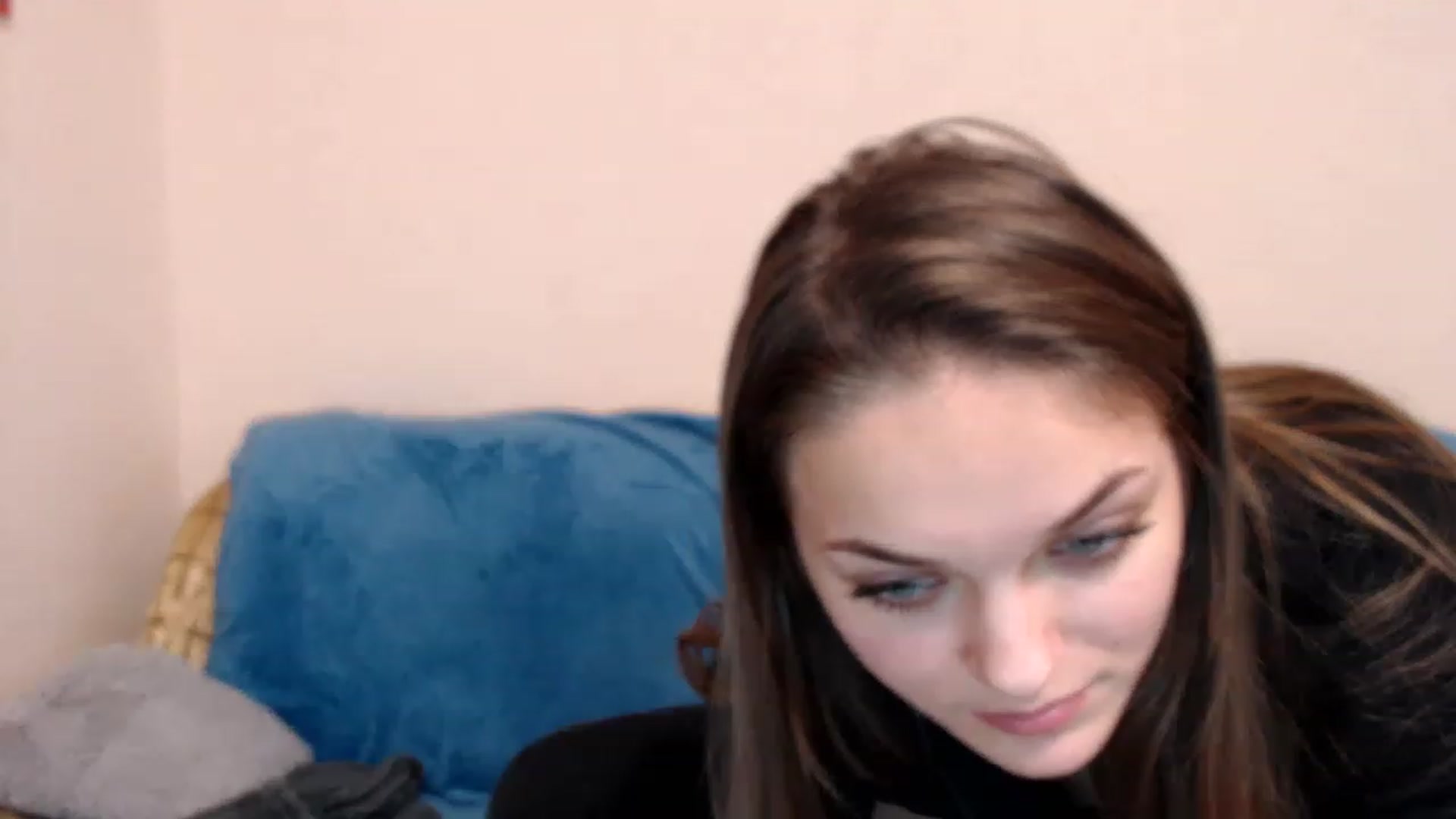 Gallery image thumbnail from Chaynea's myfreecams stream on, 12/08/2022, 09:25 image 17 of 20